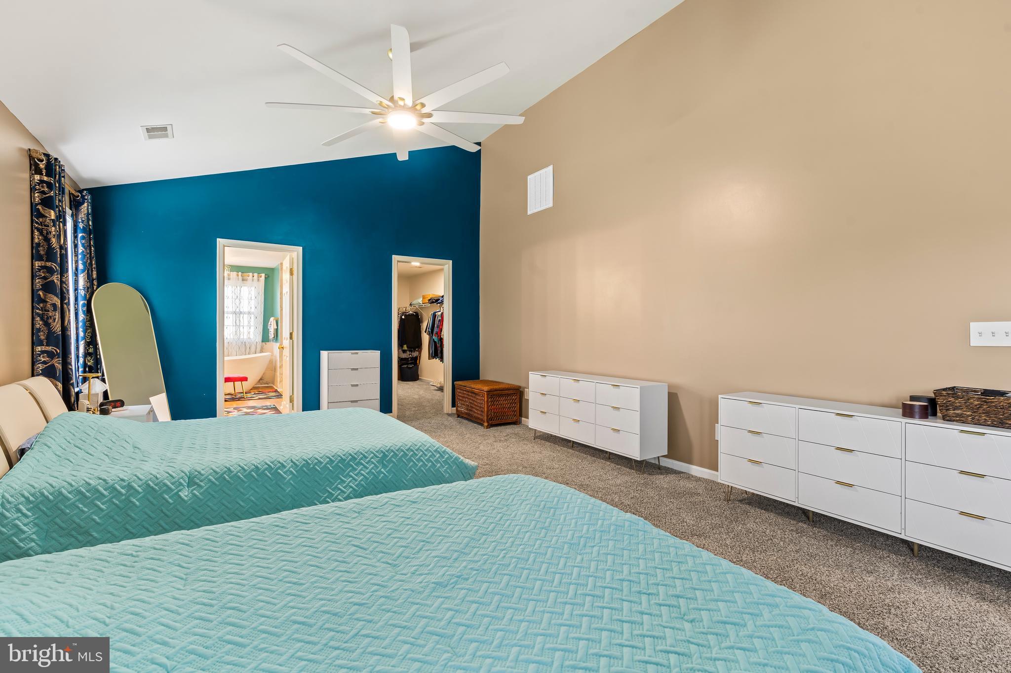 HIGHPOINTE - Residential