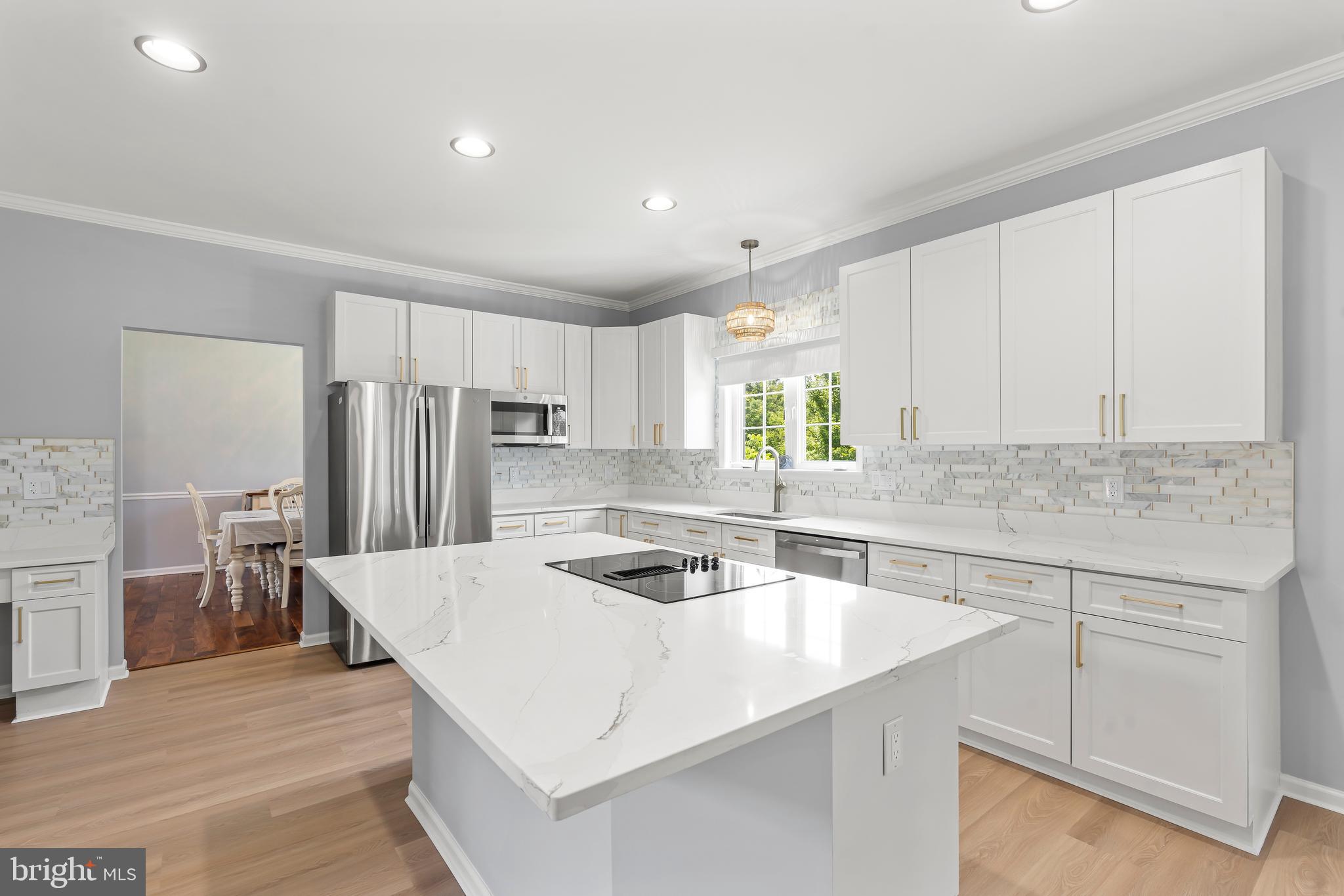 HIGHPOINTE - Residential