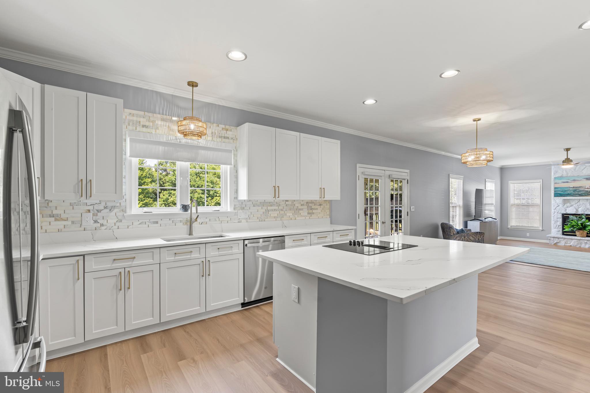 HIGHPOINTE - Residential