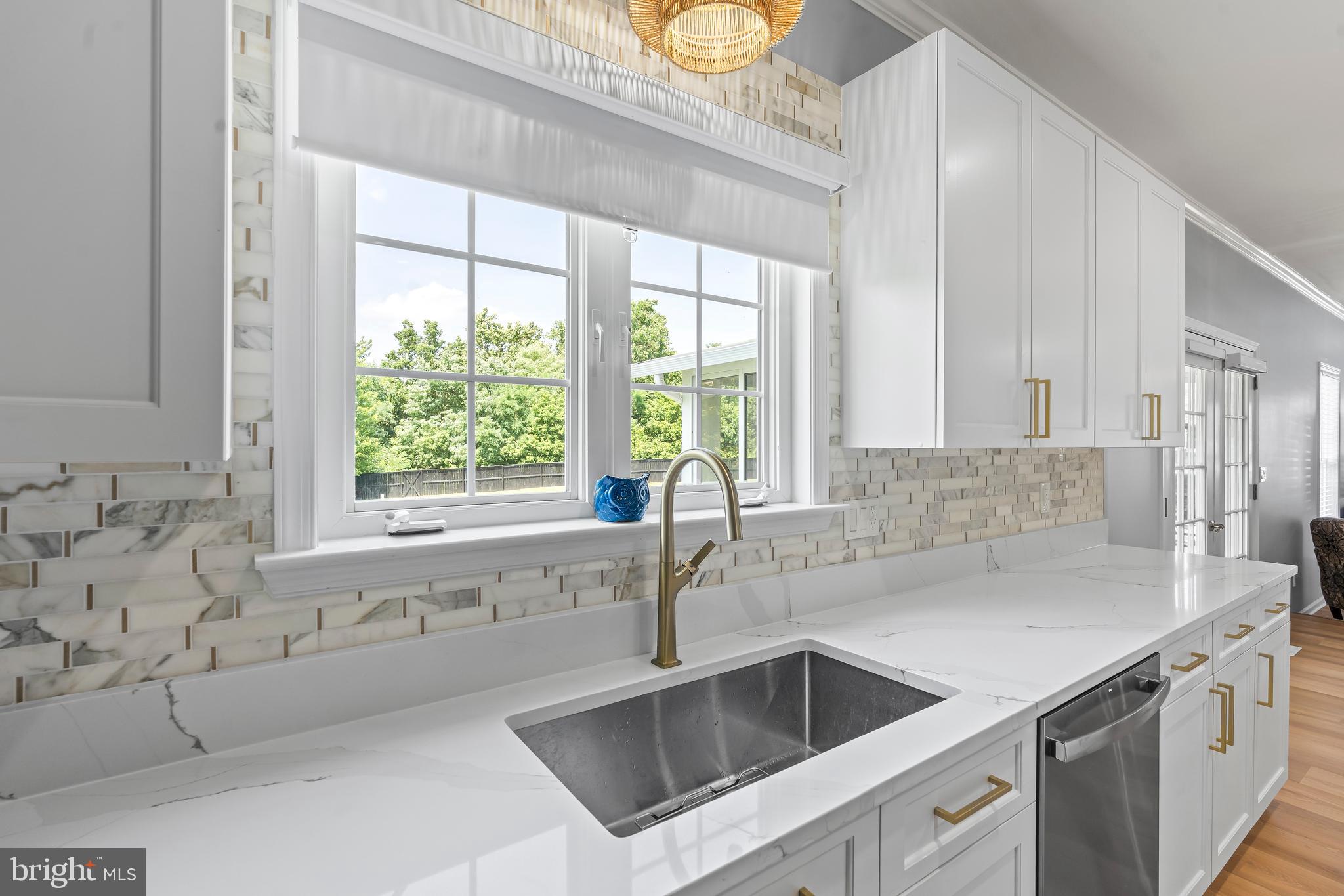 HIGHPOINTE - Residential