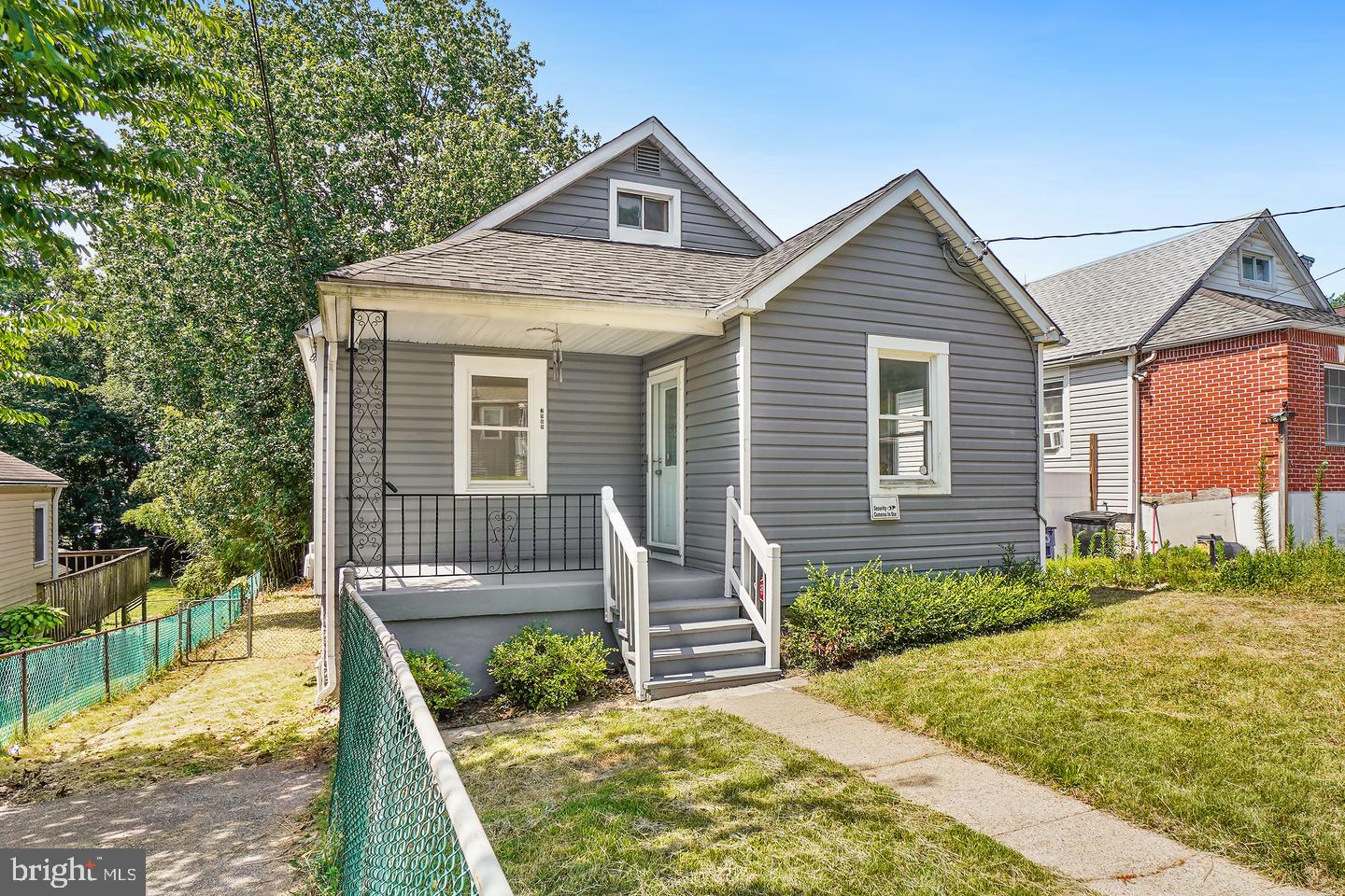 2909 LOUISIANA AVENUE
