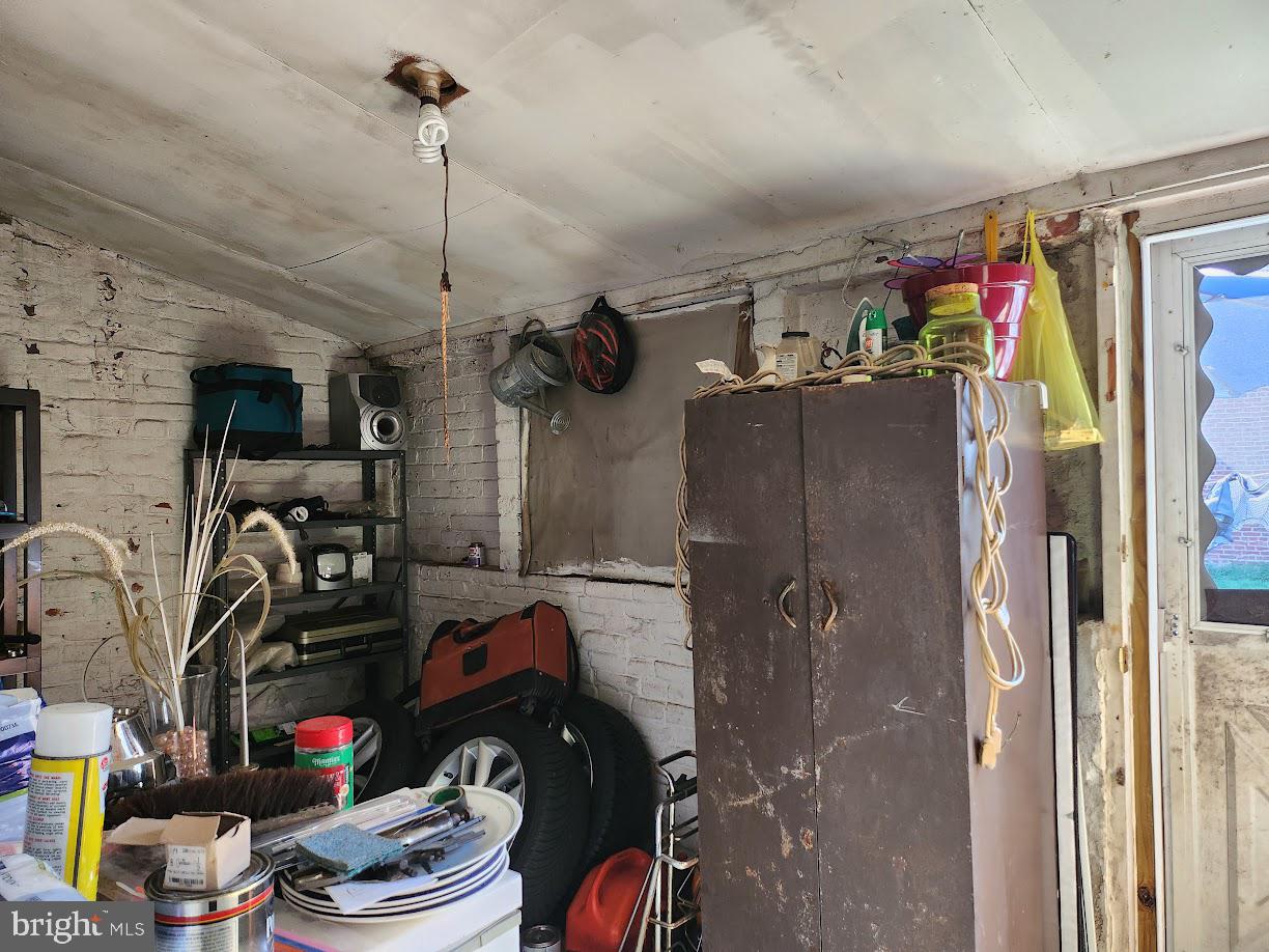 OVERBROOK - Residential