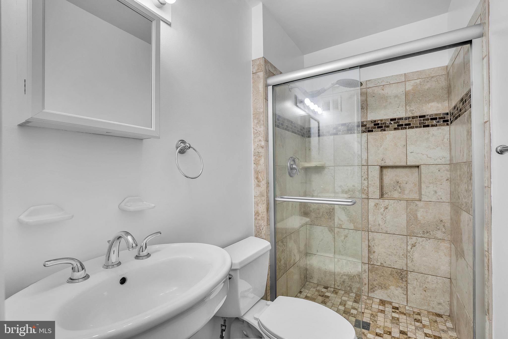 DALE CITY - Residential