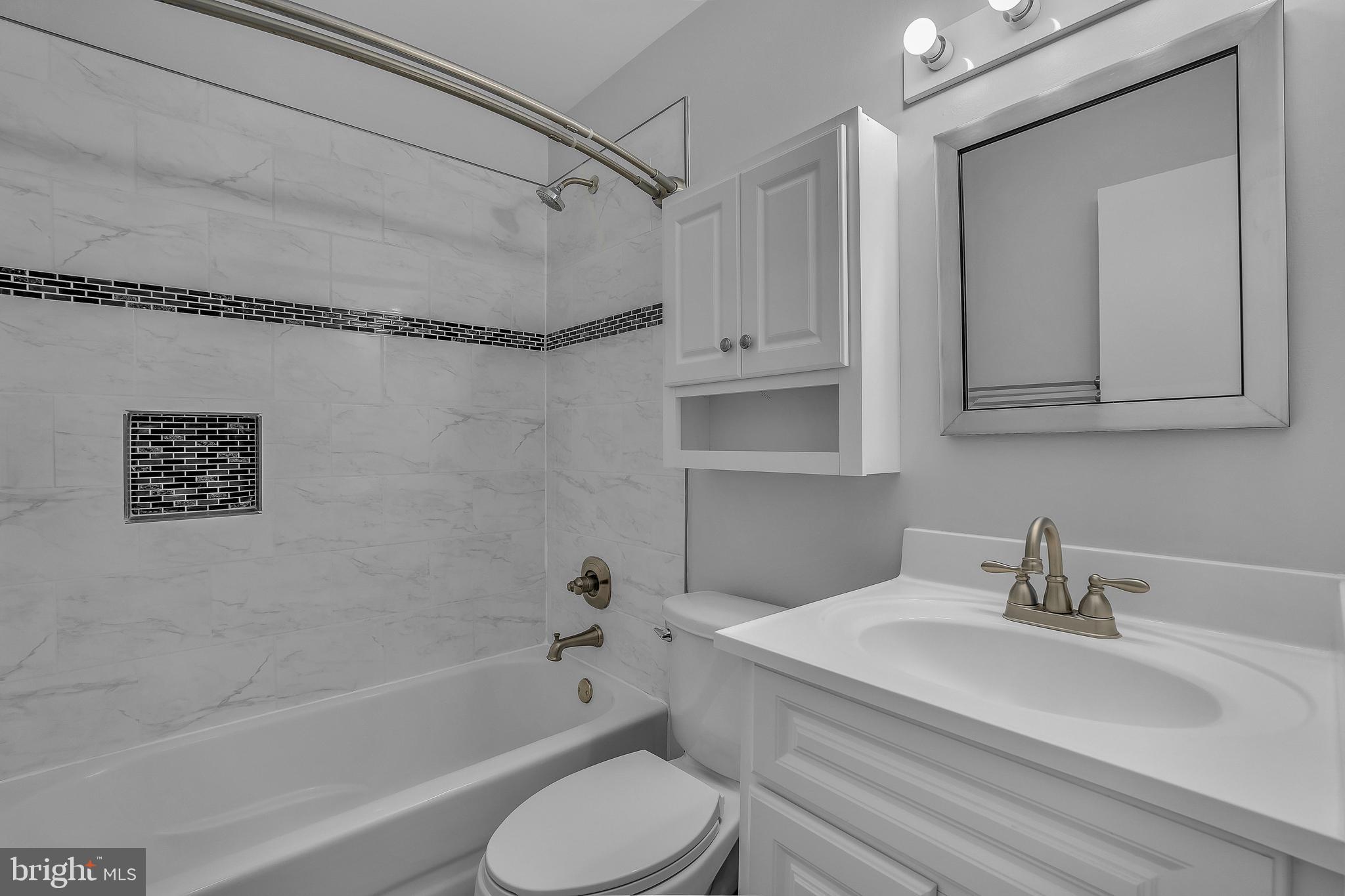 DALE CITY - Residential