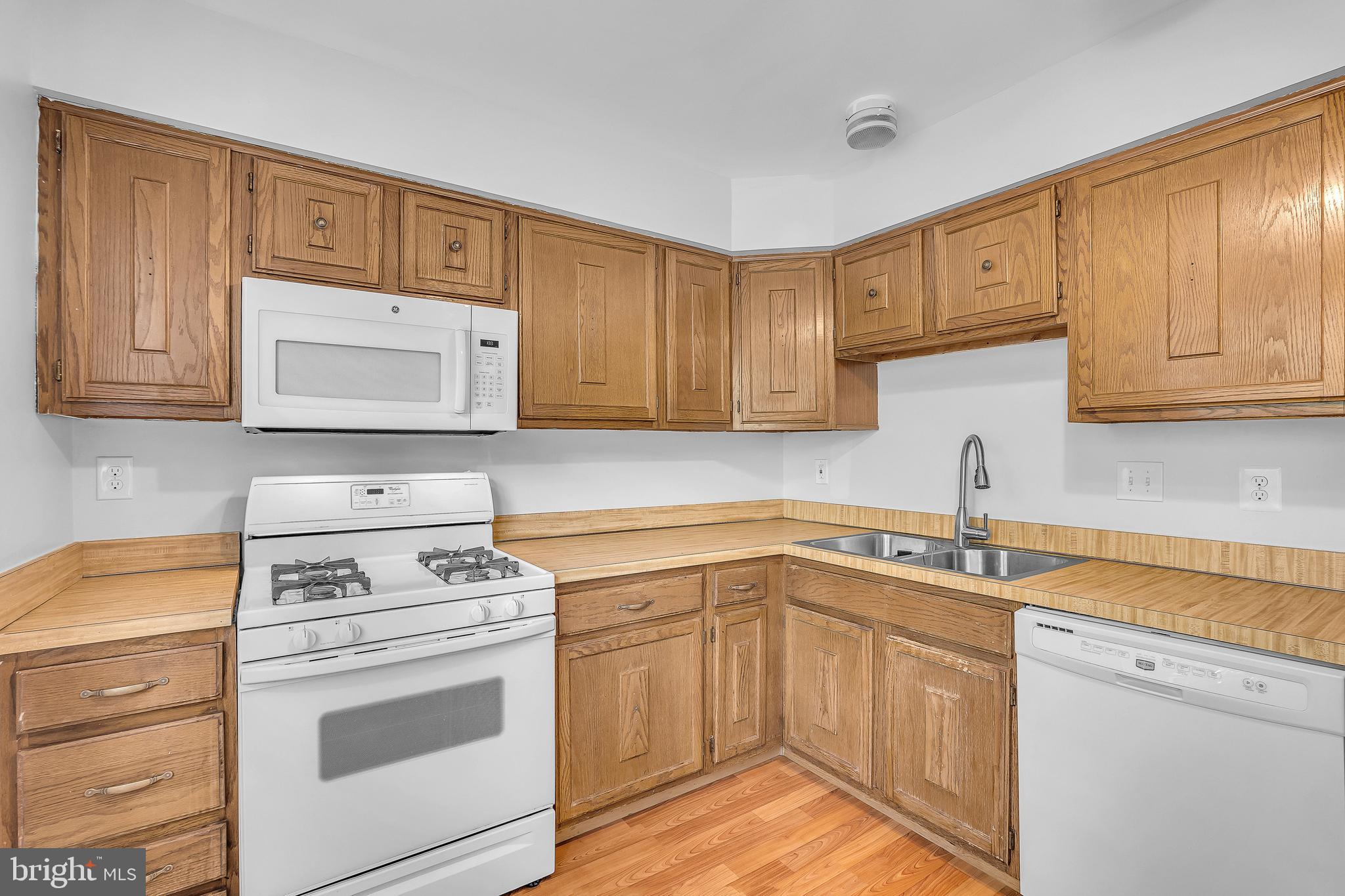 DALE CITY - Residential