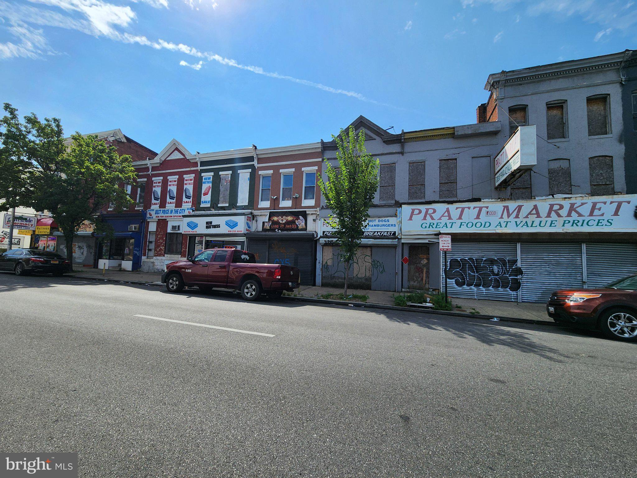 2033 W PRATT STREET