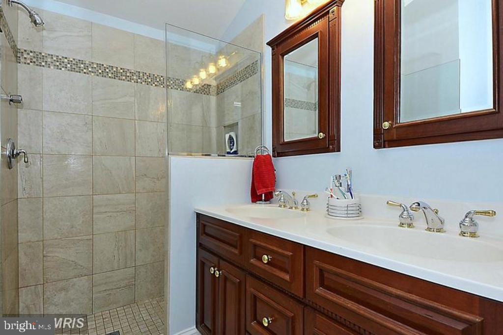 OTTERBEIN - Residential Lease