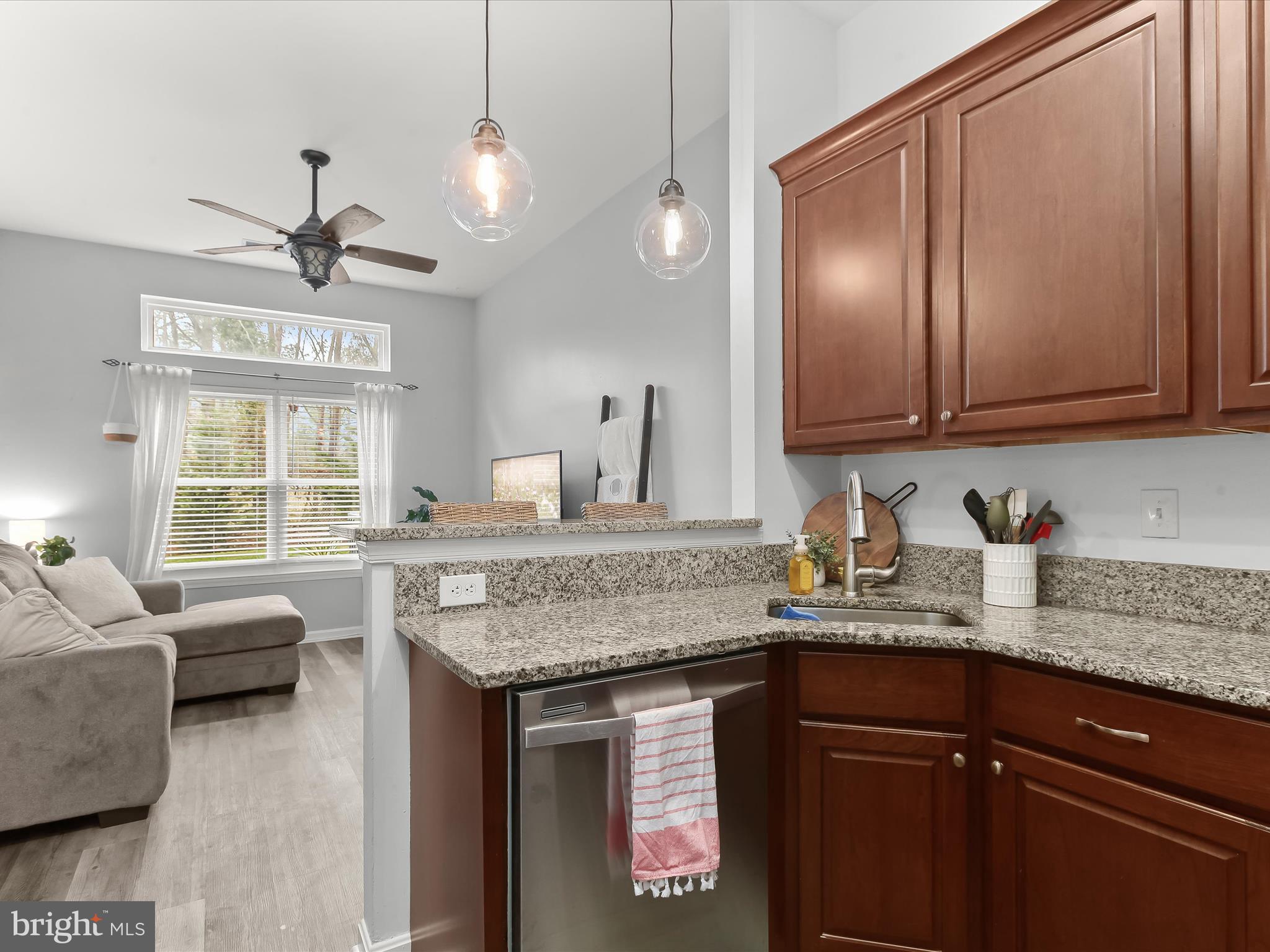 RIVERCHASE CONDOS - Residential