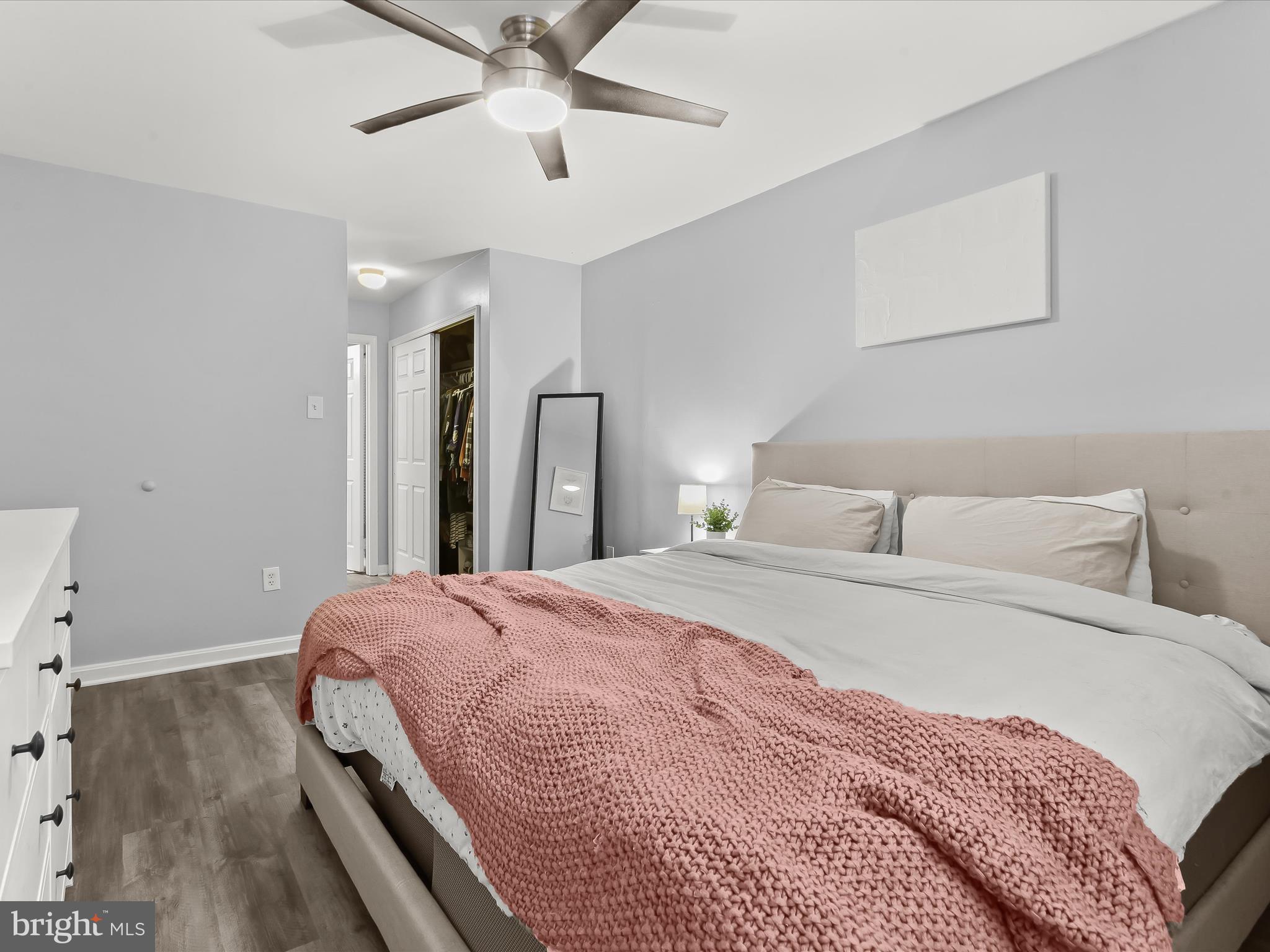 RIVERCHASE CONDOS - Residential