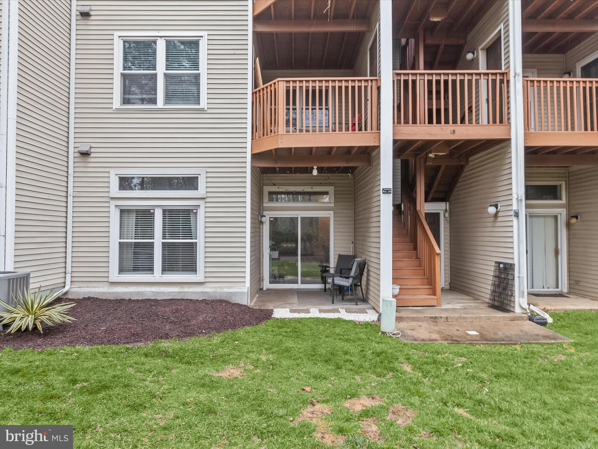 RIVERCHASE CONDOS - Residential