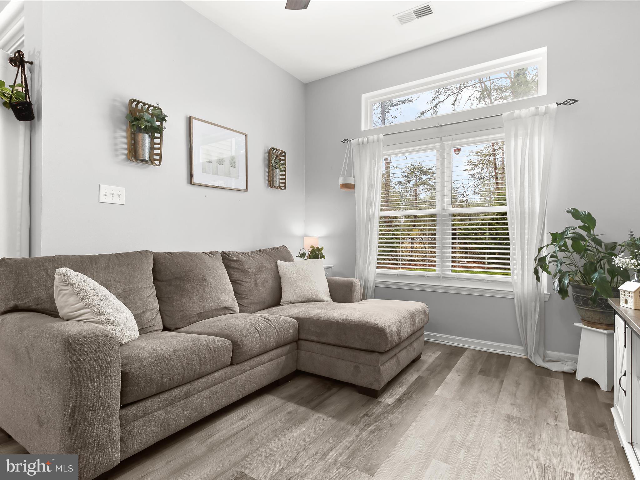 RIVERCHASE CONDOS - Residential