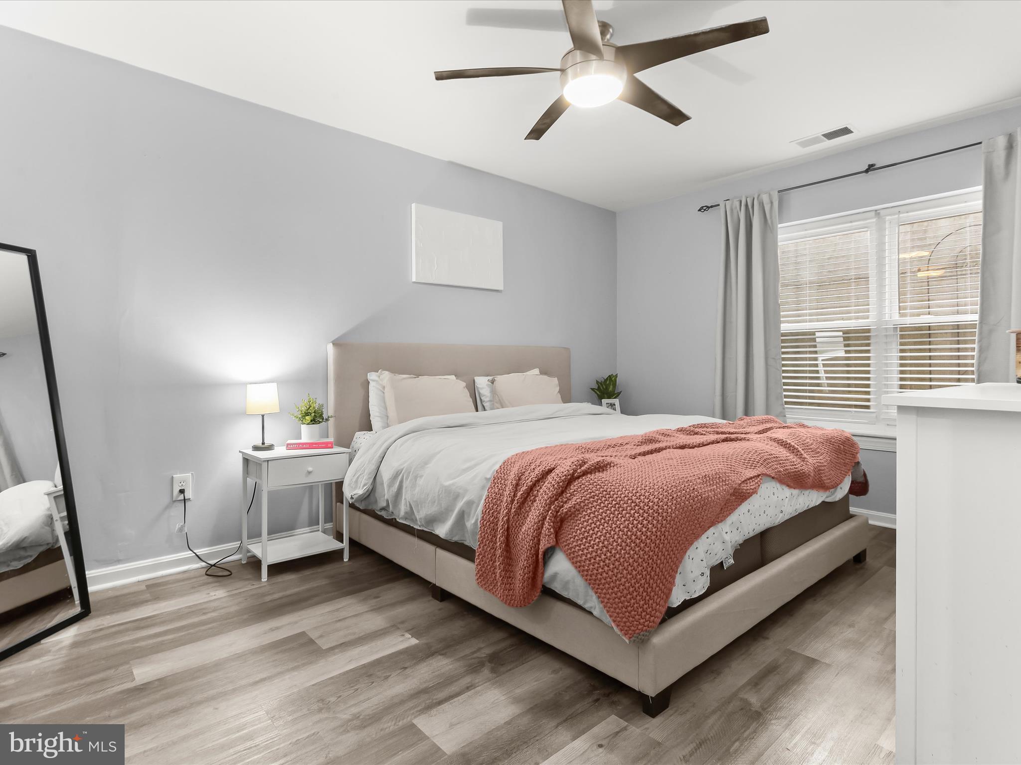 RIVERCHASE CONDOS - Residential