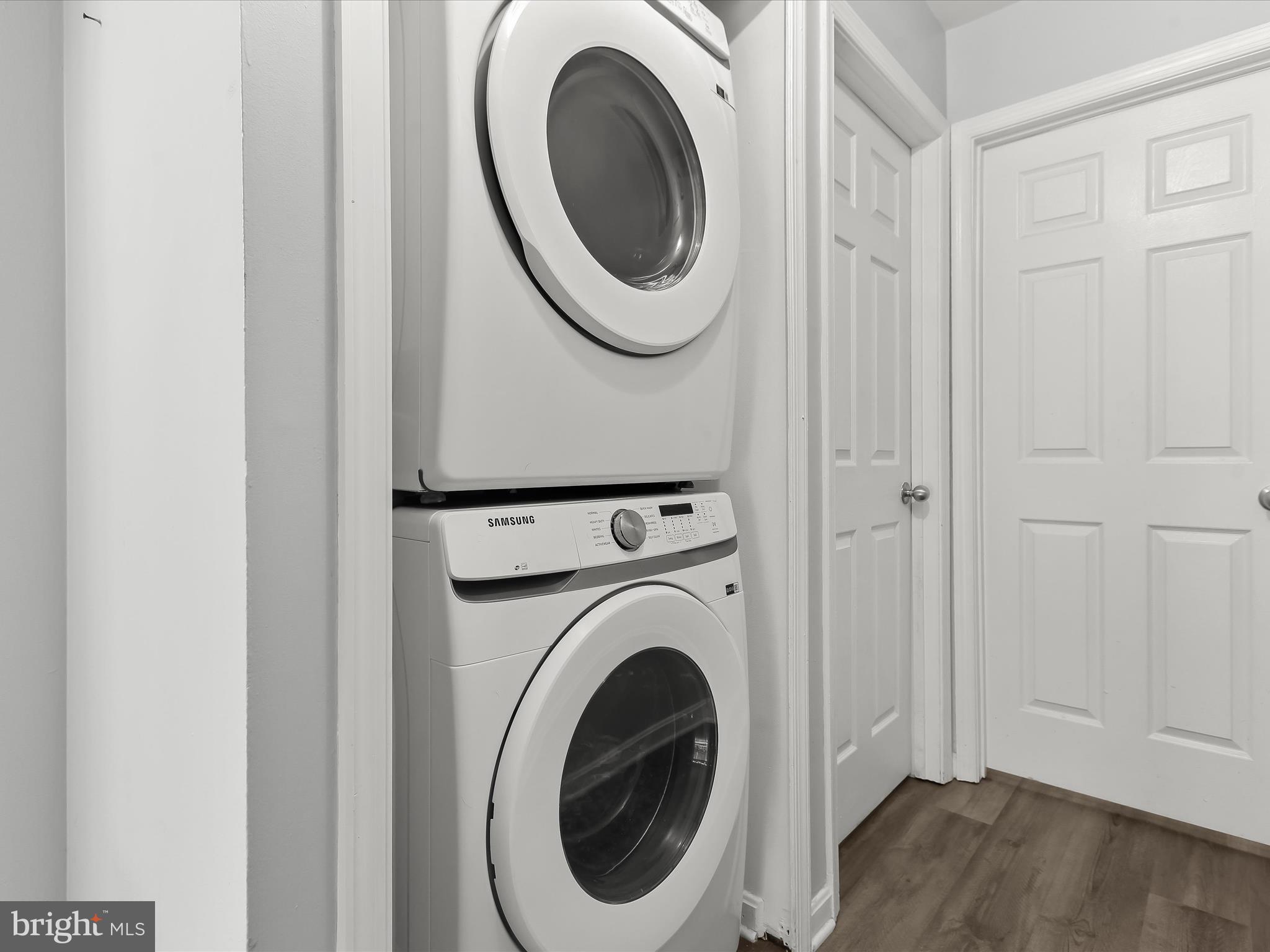 RIVERCHASE CONDOS - Residential