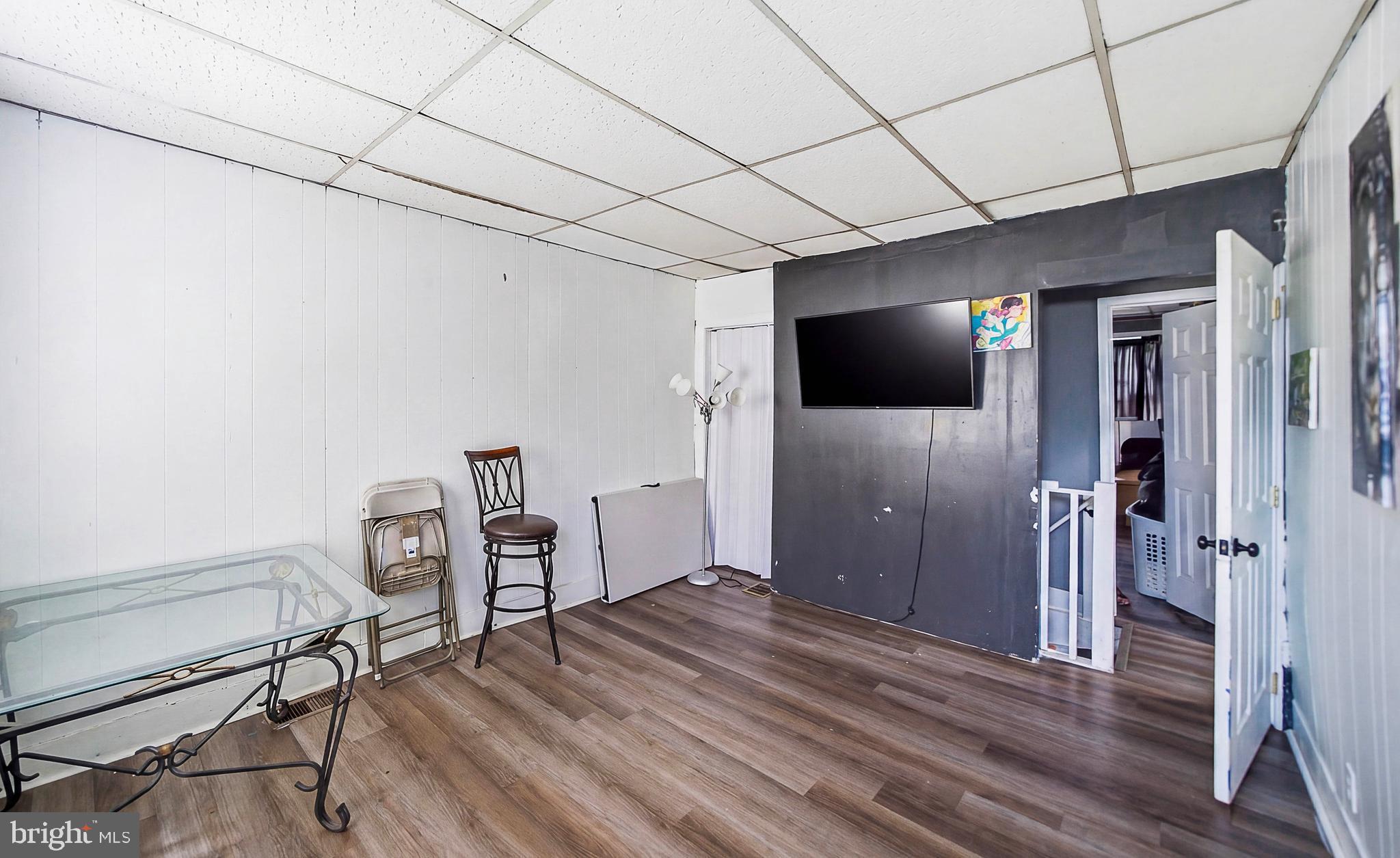 NORRISTOWN - Residential