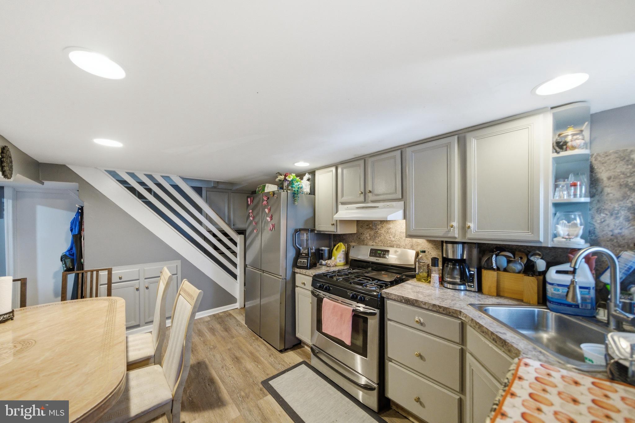 NORRISTOWN - Residential