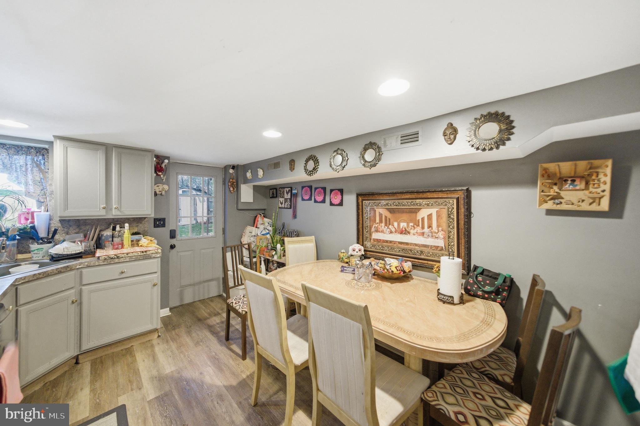 NORRISTOWN - Residential