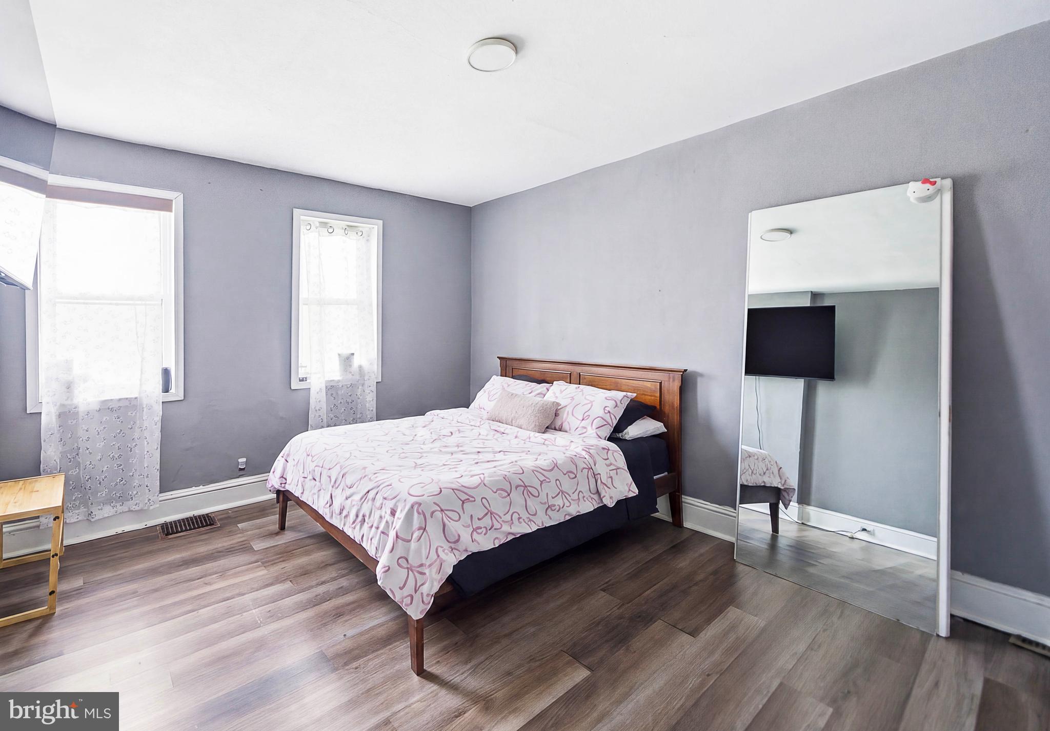 NORRISTOWN - Residential