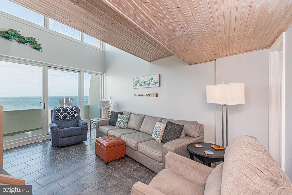 8500 COASTAL HIGHWAY 1302