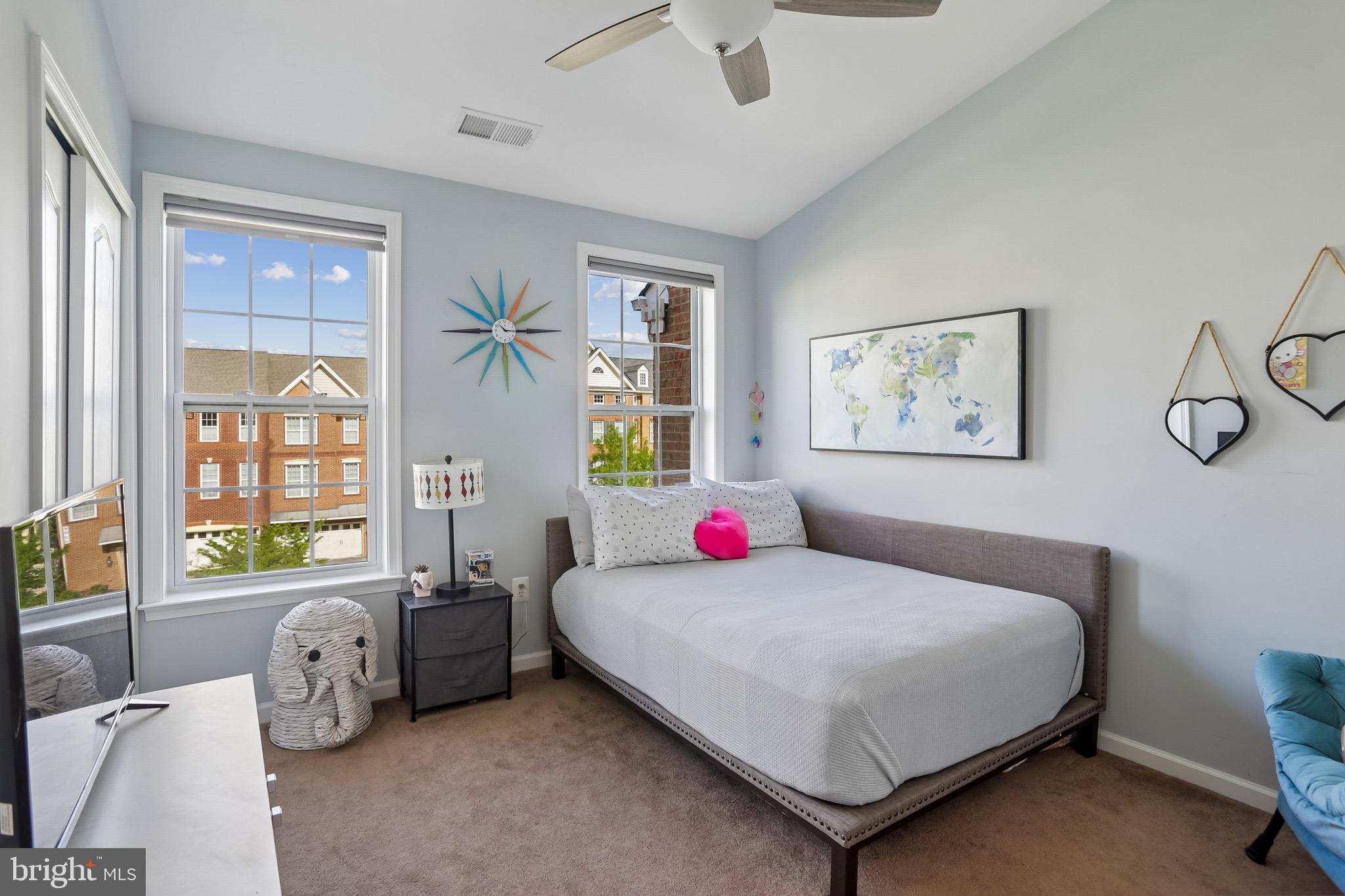 MARLBORO RIDGE - Residential