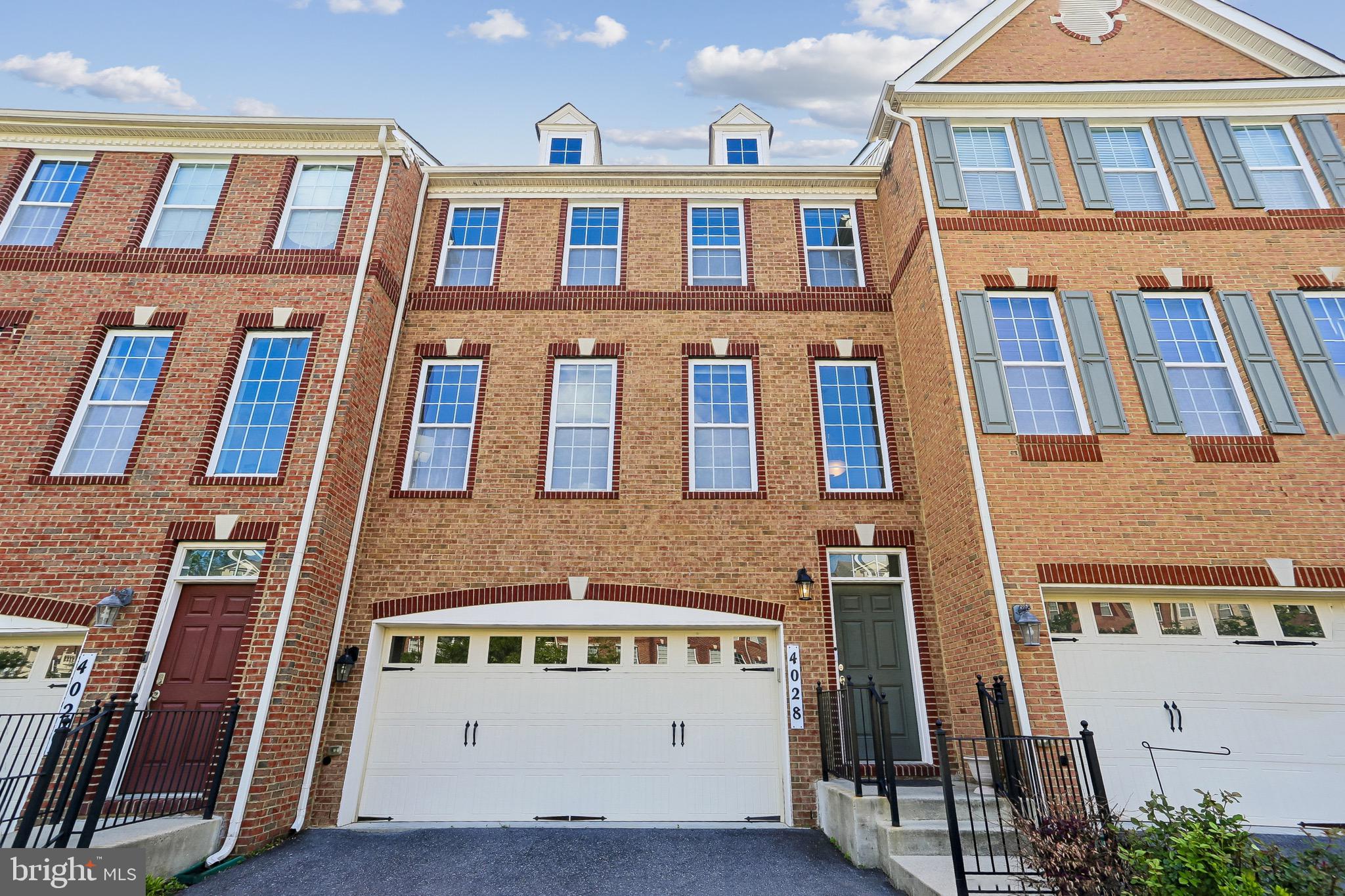 MARLBORO RIDGE - Residential