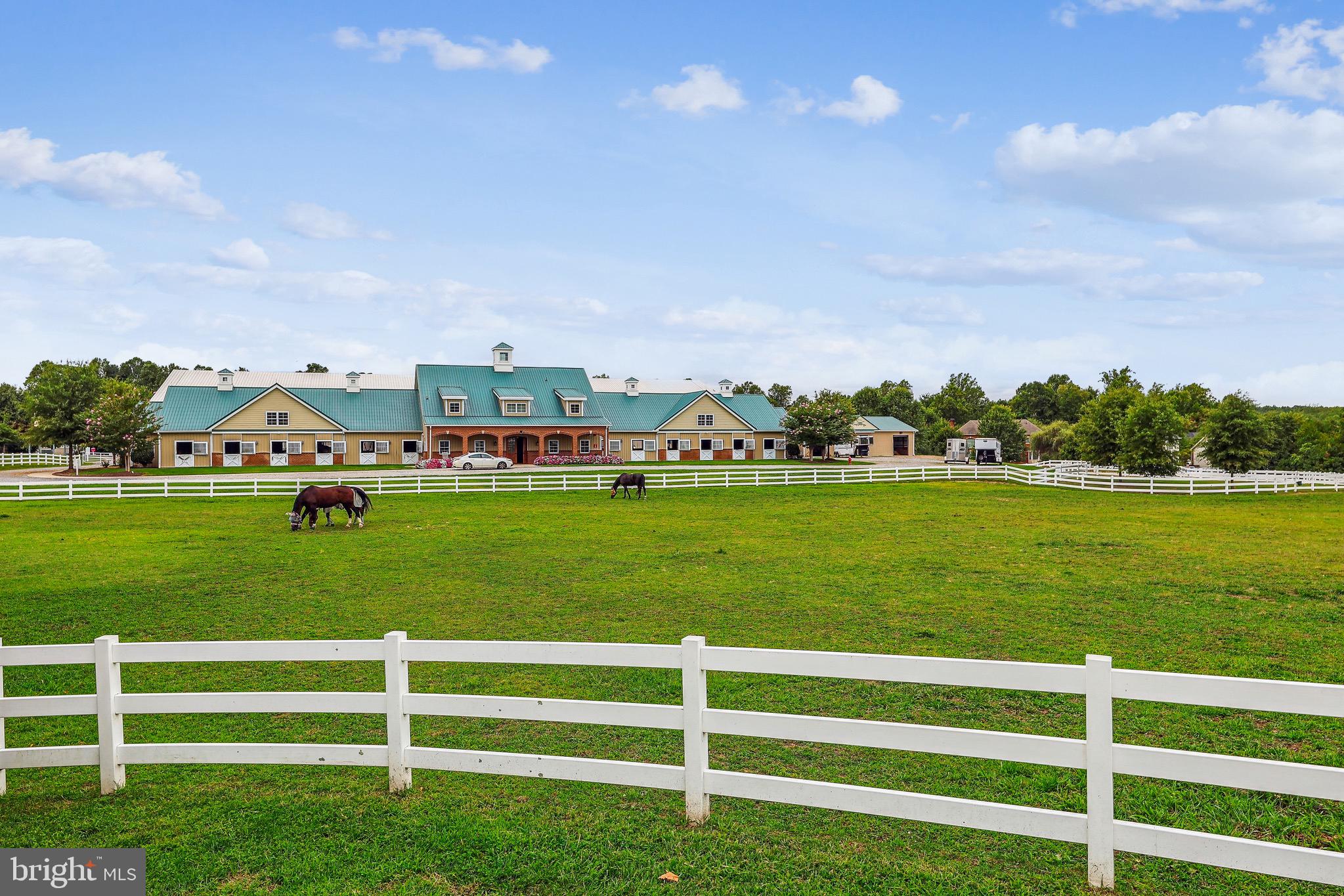 MARLBORO RIDGE - Residential