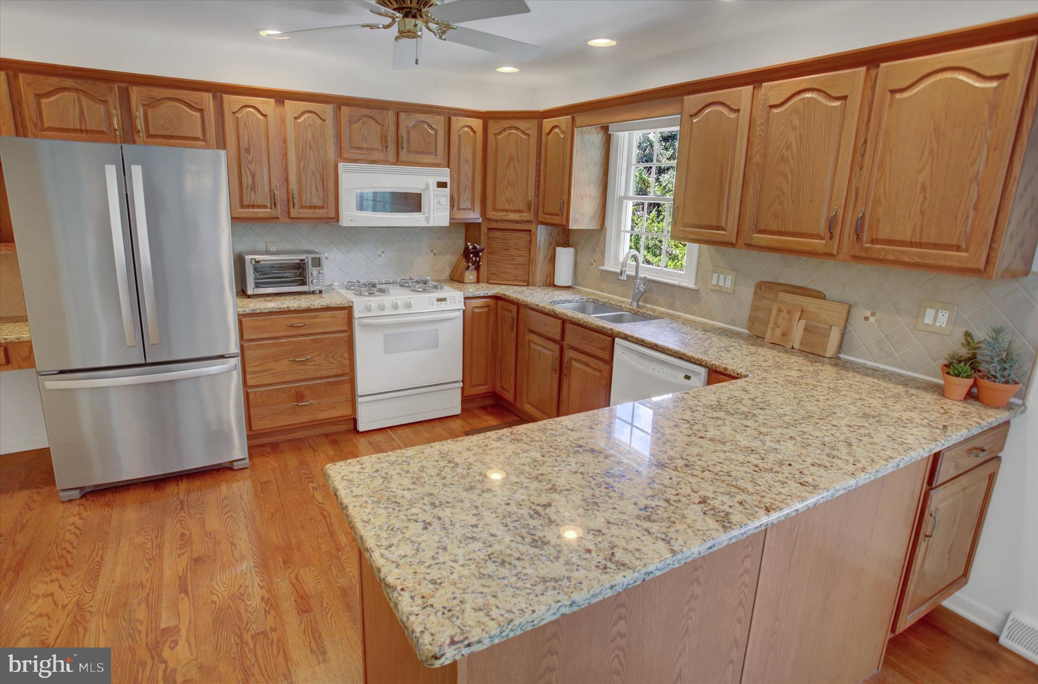 PENN NATIONAL GOLF COURSE COMMUNITY - Residential