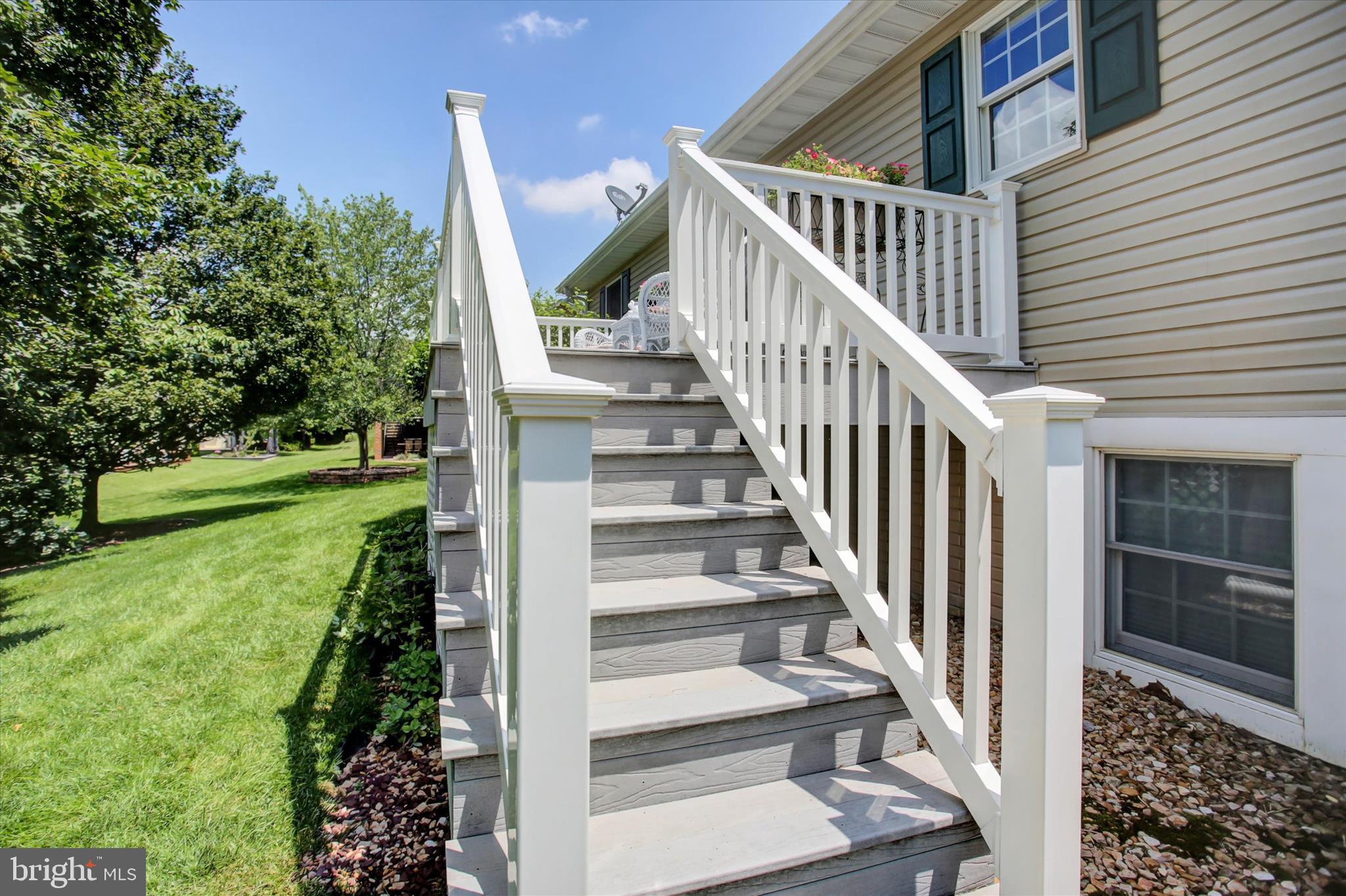 PENN NATIONAL GOLF COURSE COMMUNITY - Residential