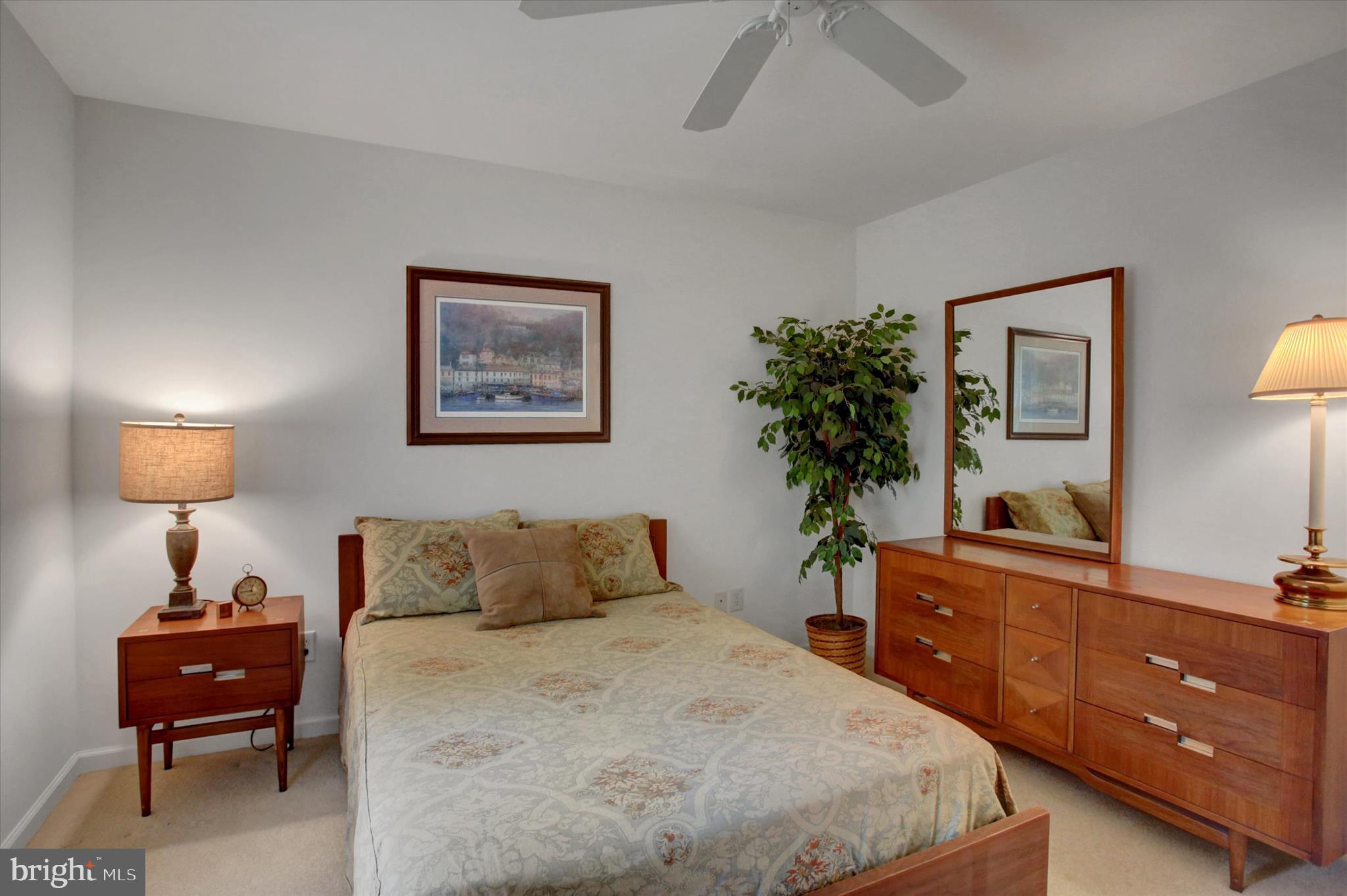 PENN NATIONAL GOLF COURSE COMMUNITY - Residential