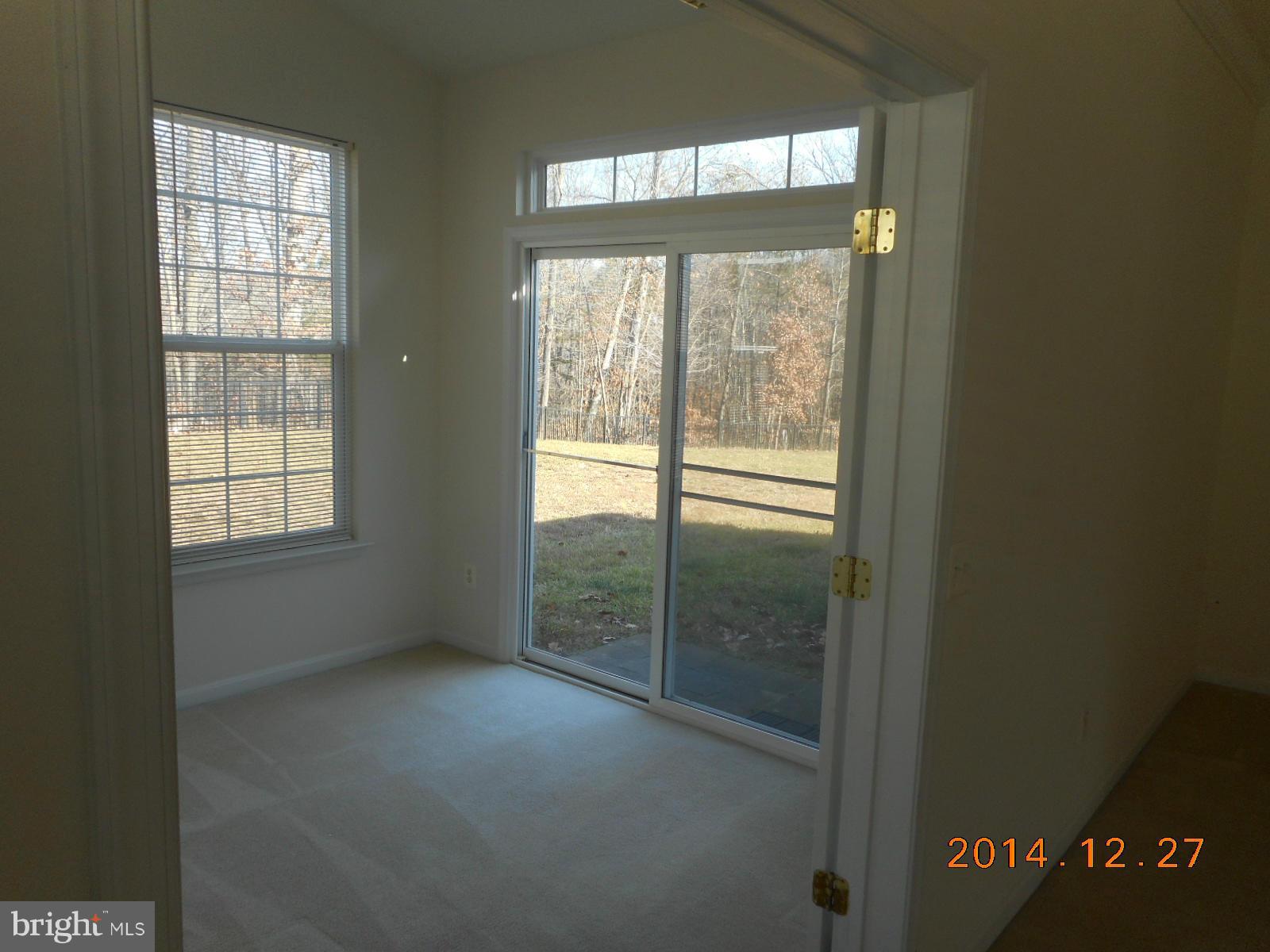 FOUR SEASONS - Residential Lease