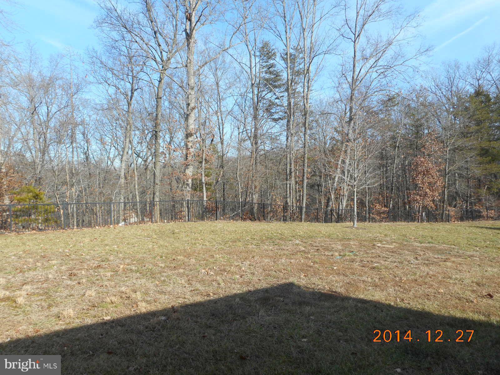 FOUR SEASONS - Residential Lease