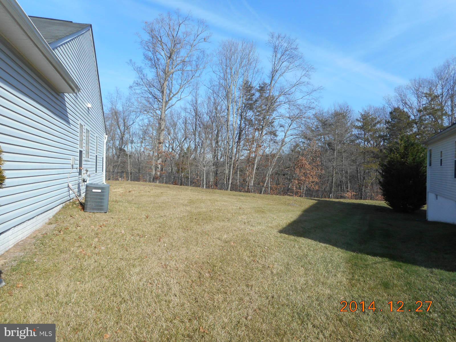 FOUR SEASONS - Residential Lease