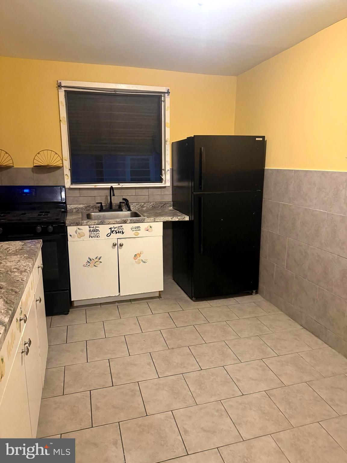 STONEHURST - Residential