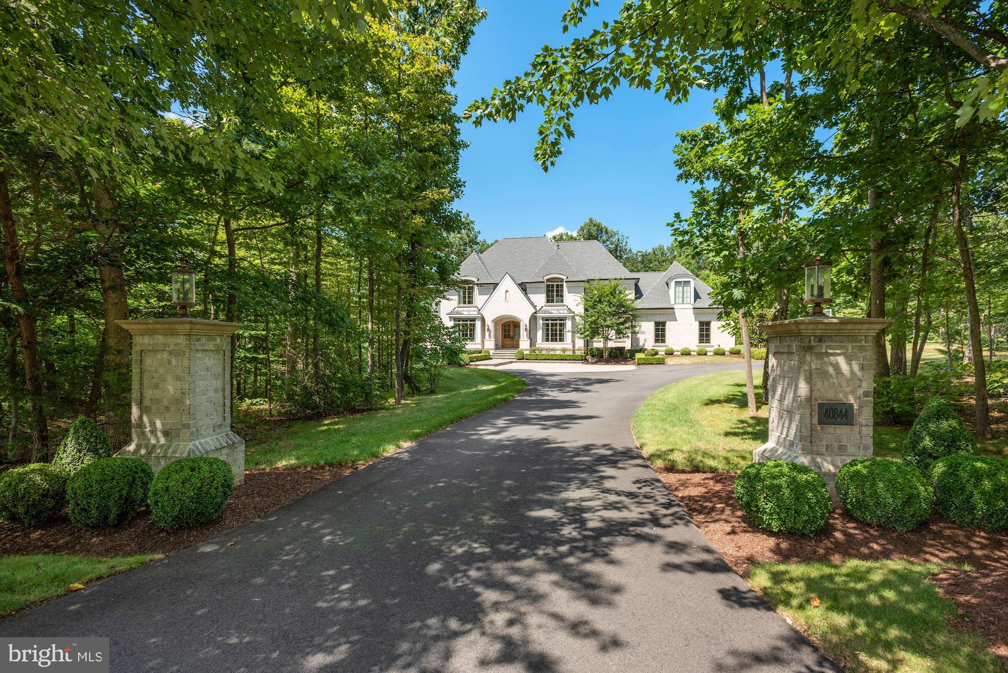 BARCLAY WOODS - Residential