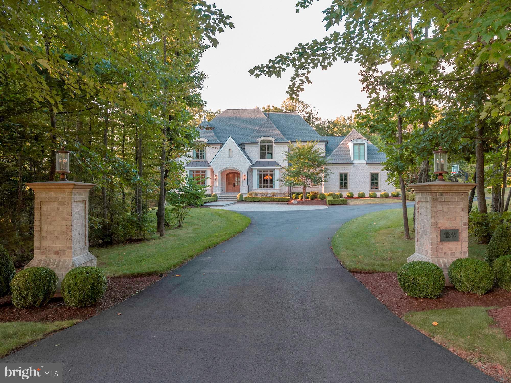 BARCLAY WOODS - Residential