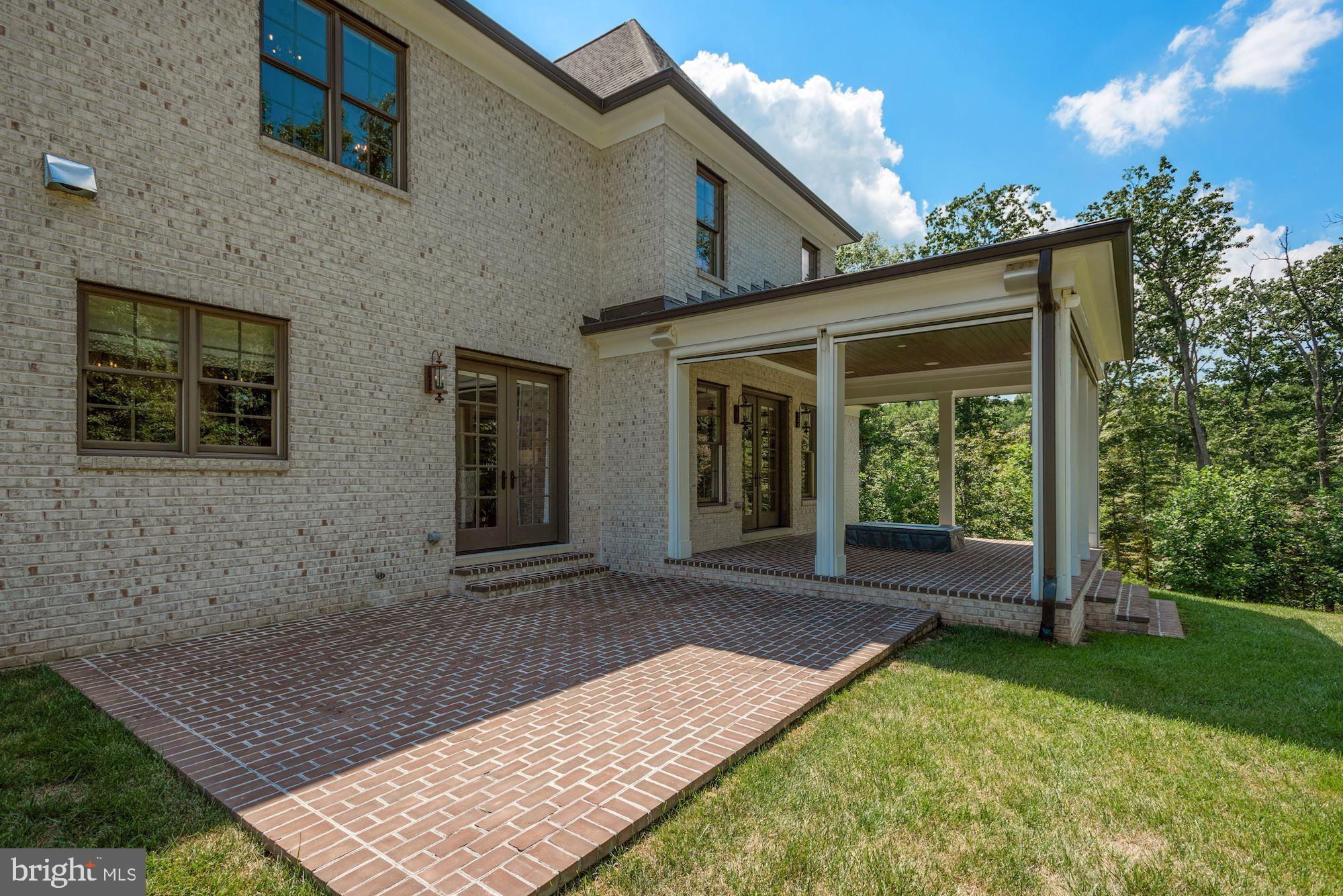 BARCLAY WOODS - Residential