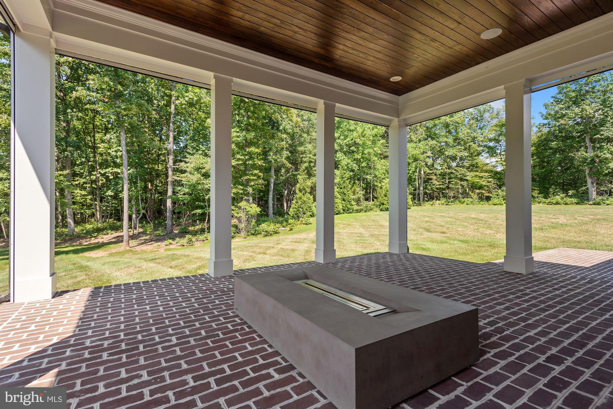 BARCLAY WOODS - Residential