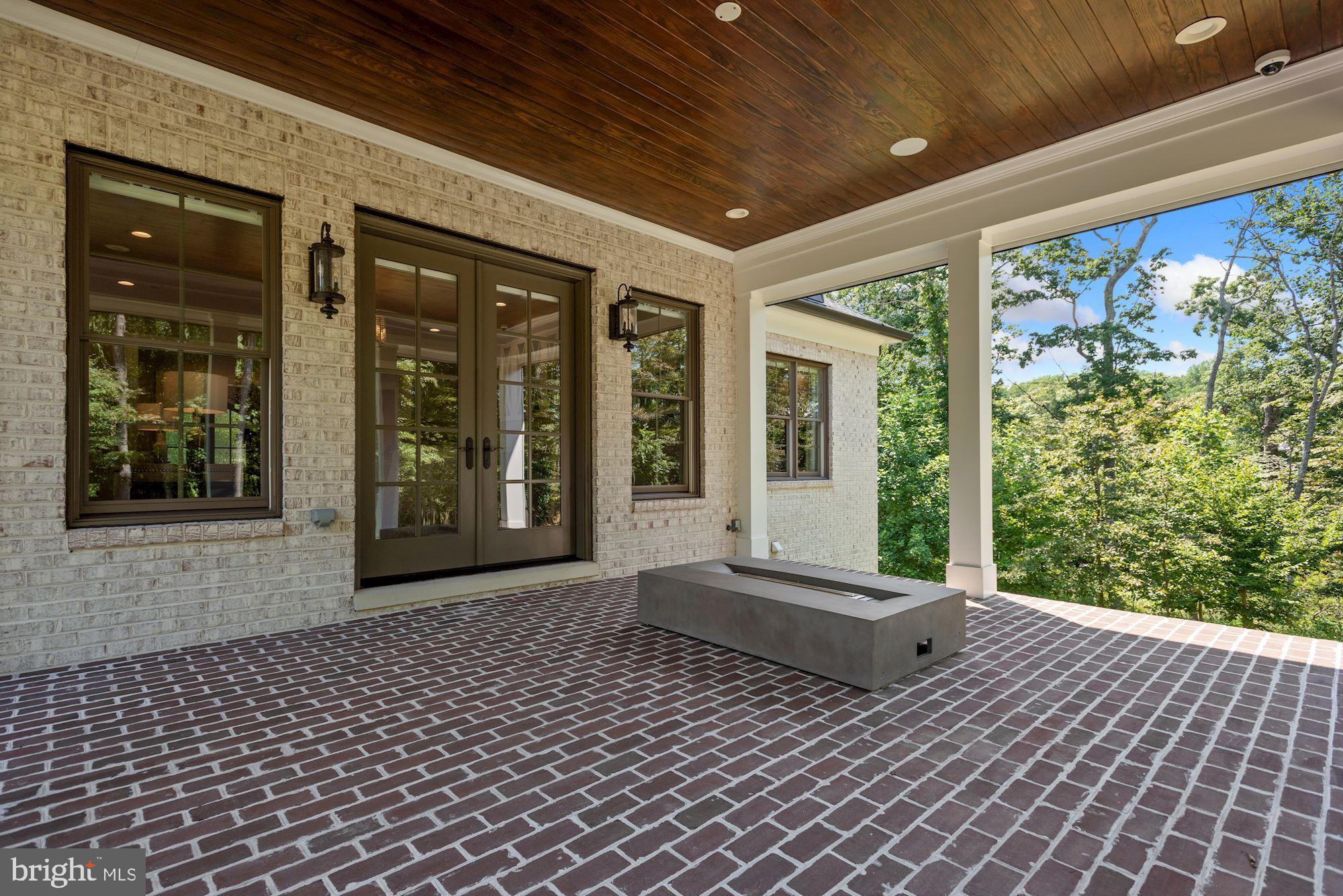 BARCLAY WOODS - Residential