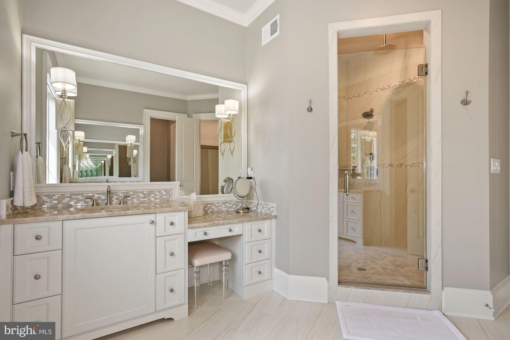 BARCLAY WOODS - Residential