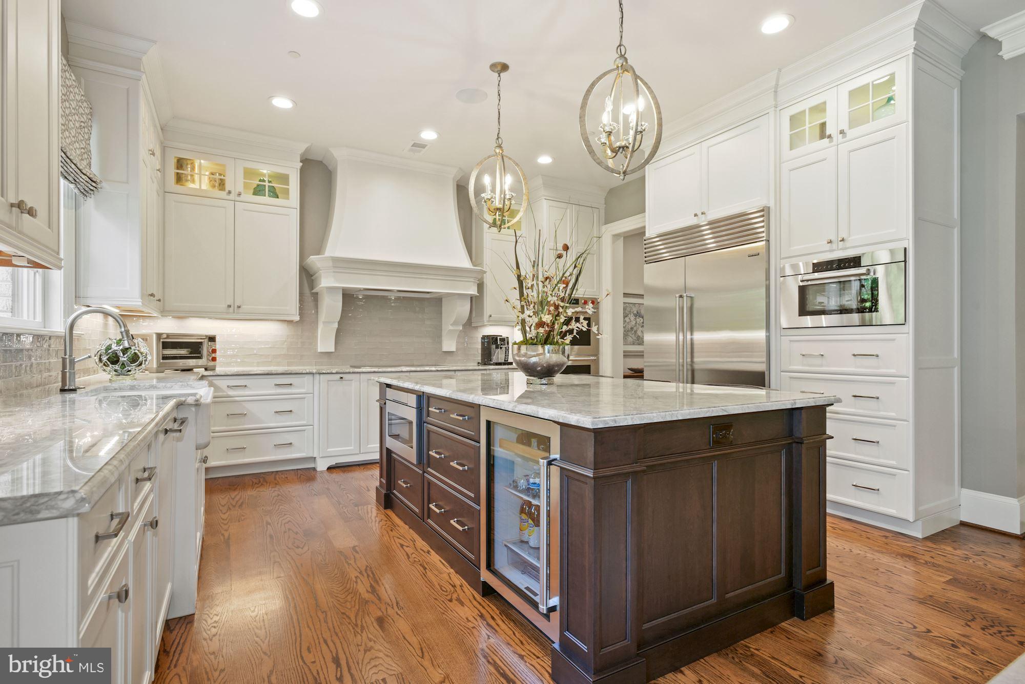 BARCLAY WOODS - Residential