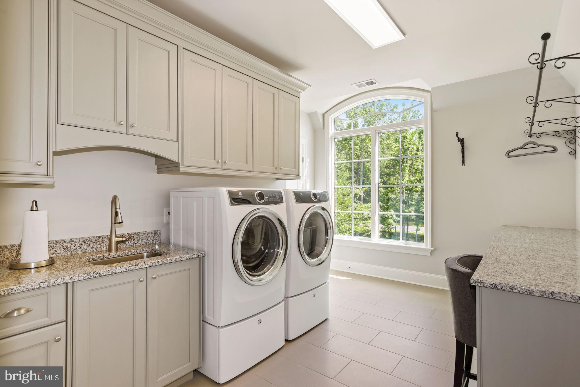 BARCLAY WOODS - Residential