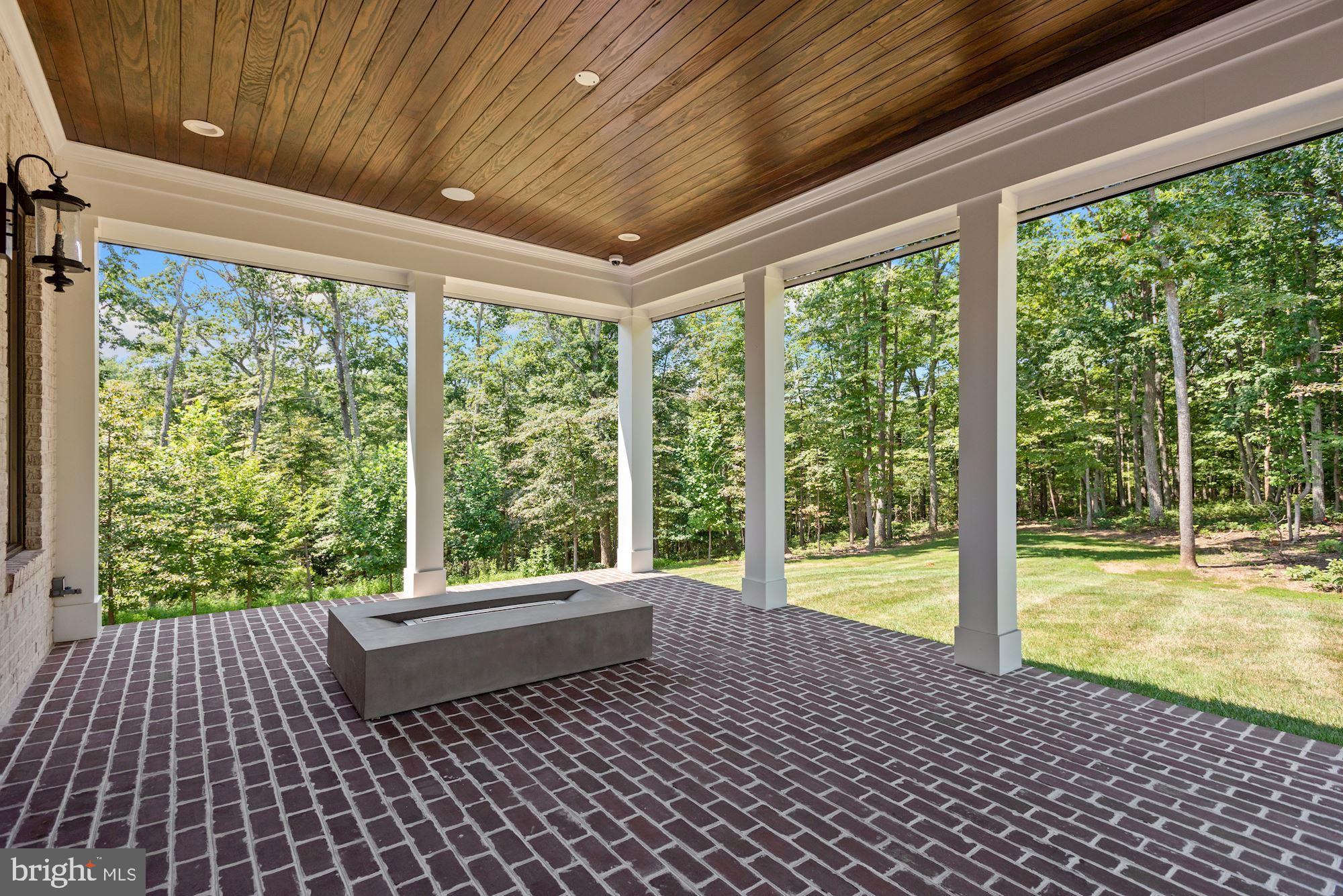 BARCLAY WOODS - Residential