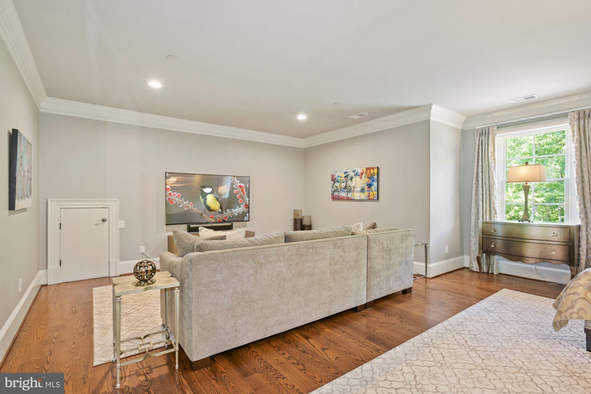 BARCLAY WOODS - Residential