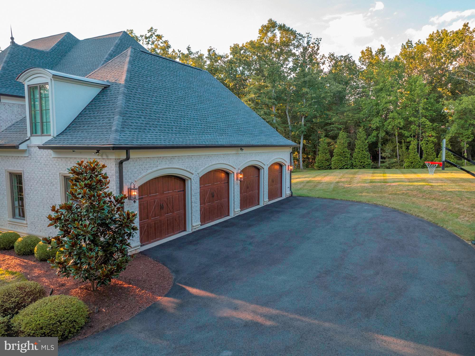 BARCLAY WOODS - Residential