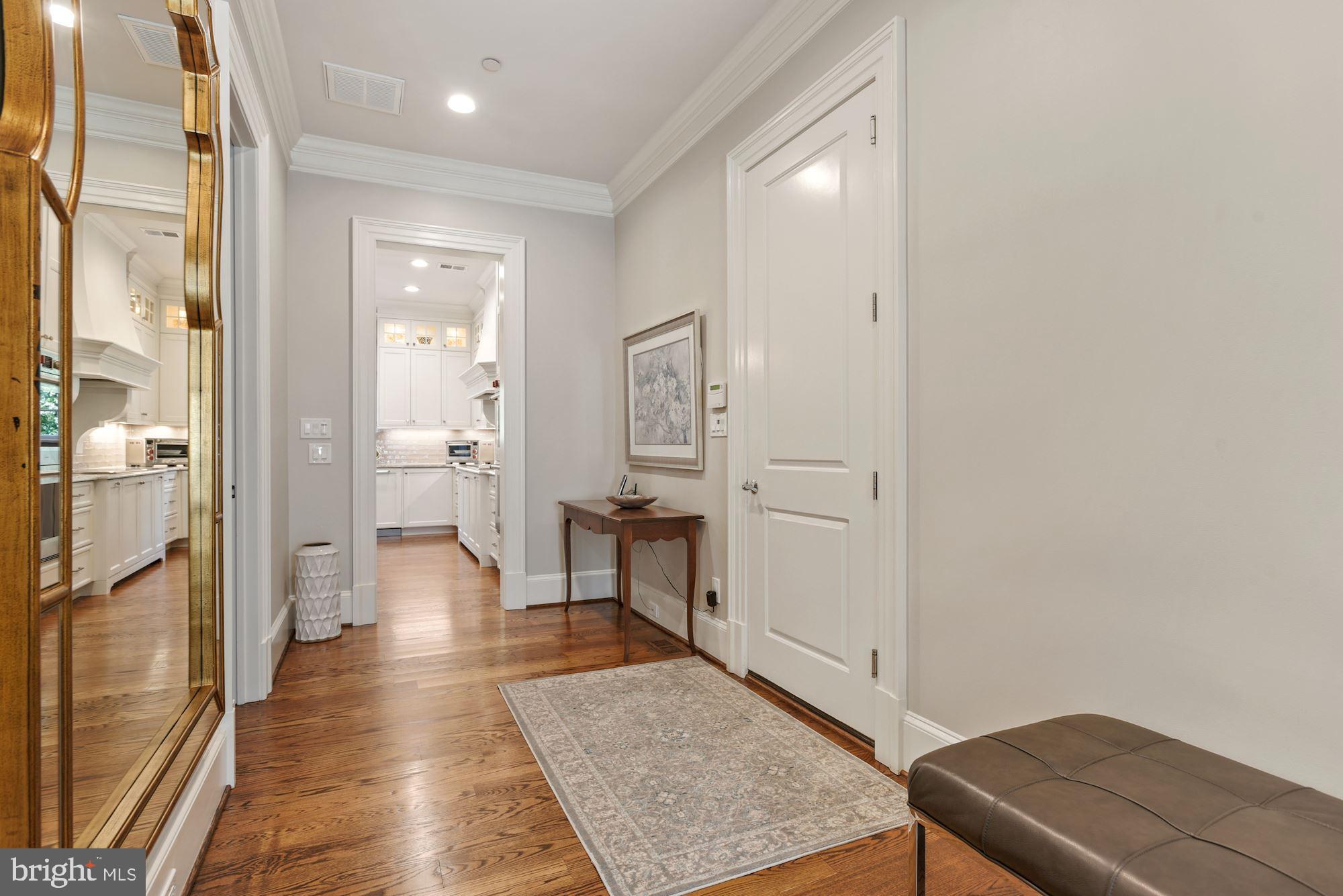 BARCLAY WOODS - Residential