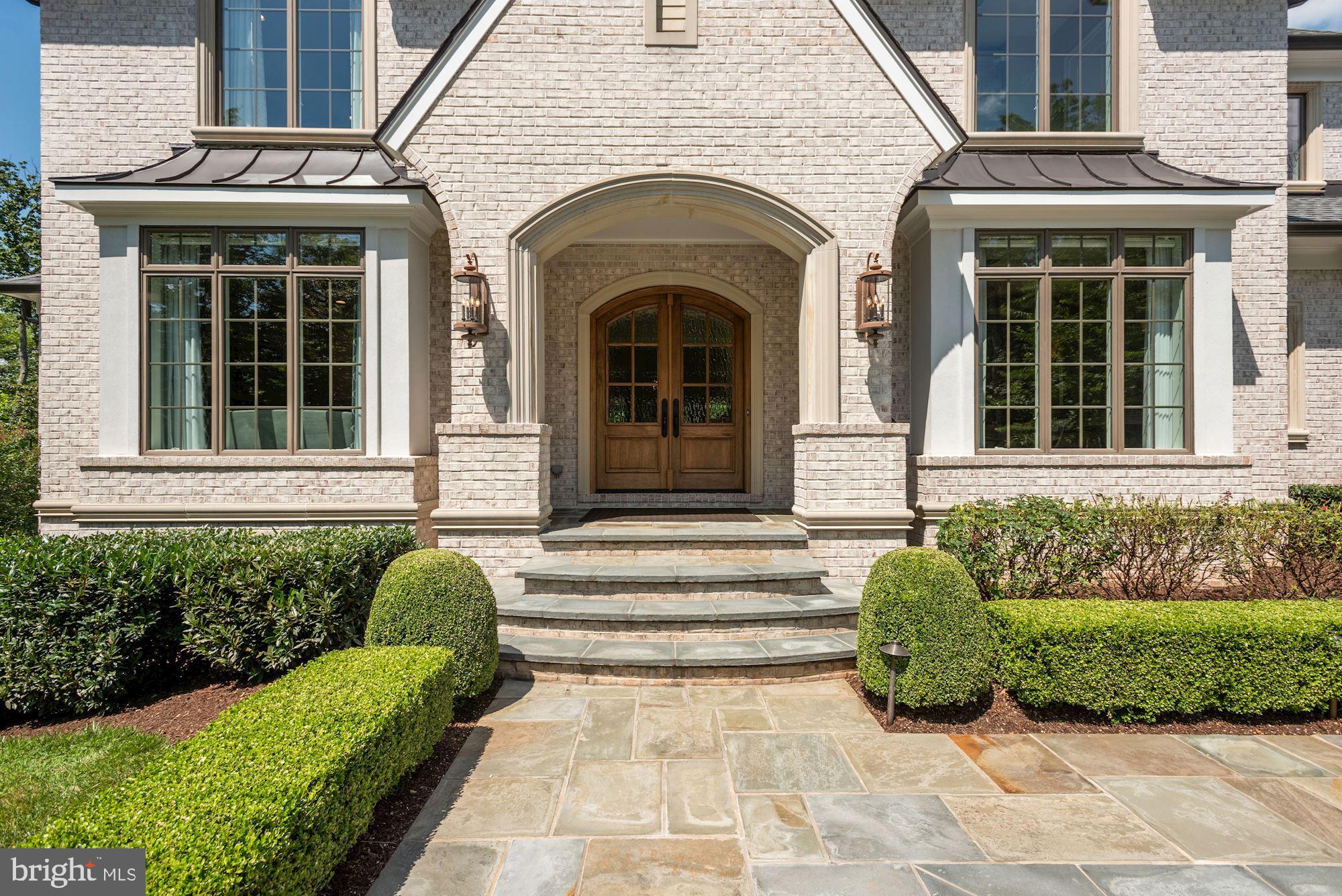 BARCLAY WOODS - Residential