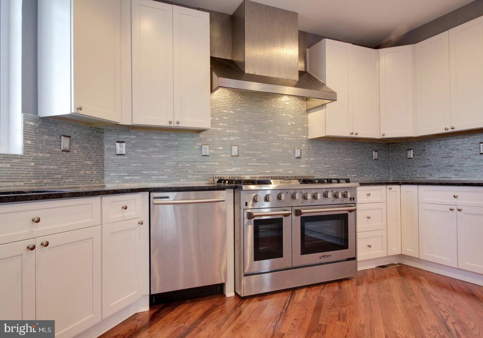 STENWOOD - Residential Lease