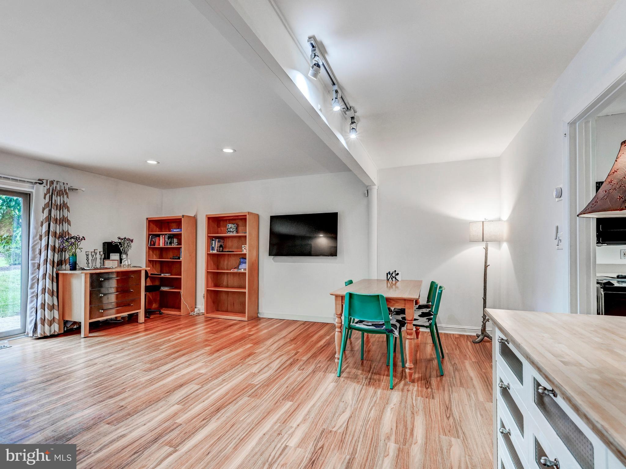 STEVENSON VILLAGE - Residential