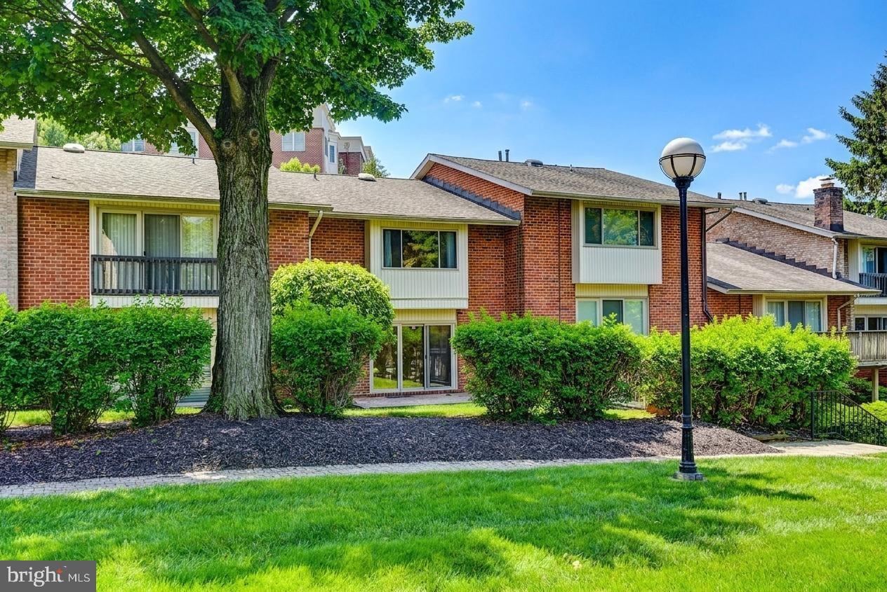 STEVENSON VILLAGE - Residential