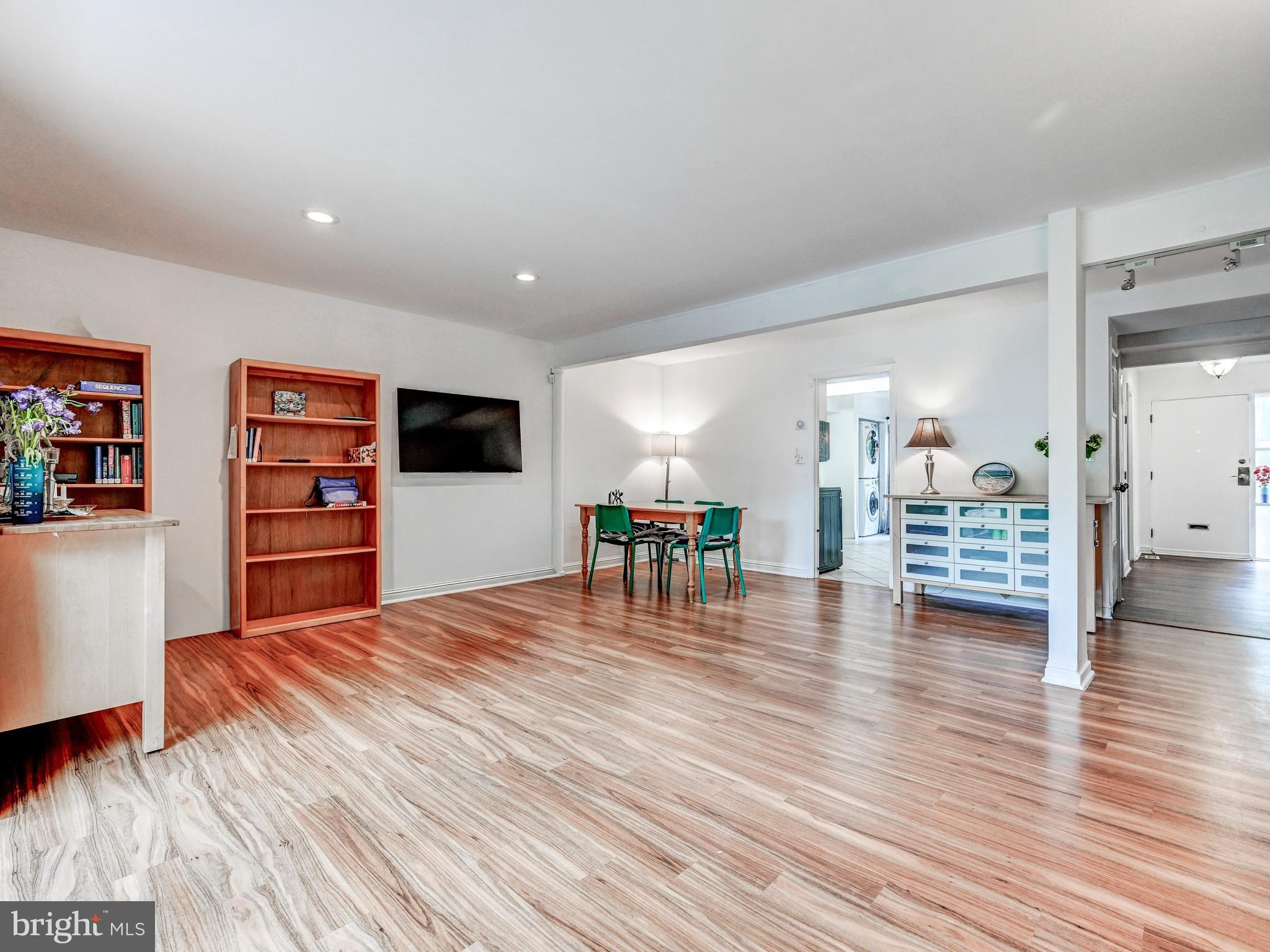 STEVENSON VILLAGE - Residential