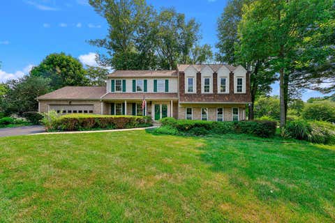 Photo of 17016 George Washington Drive, ROCKVILLE, MD 20853 (MLS # MDMC2244620)